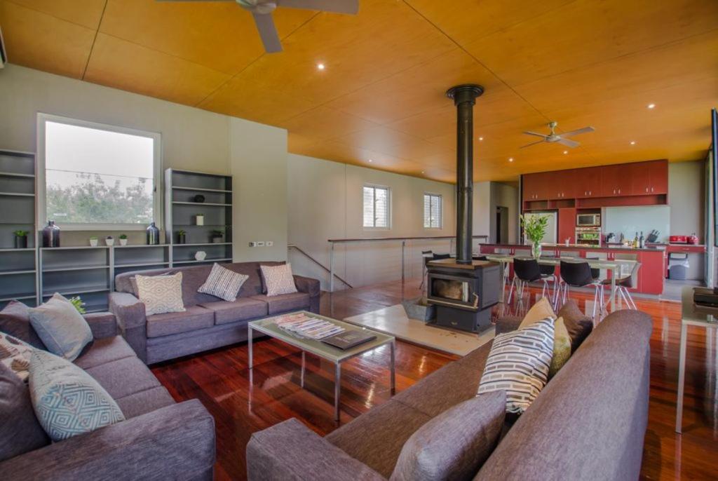 Villa photo 1