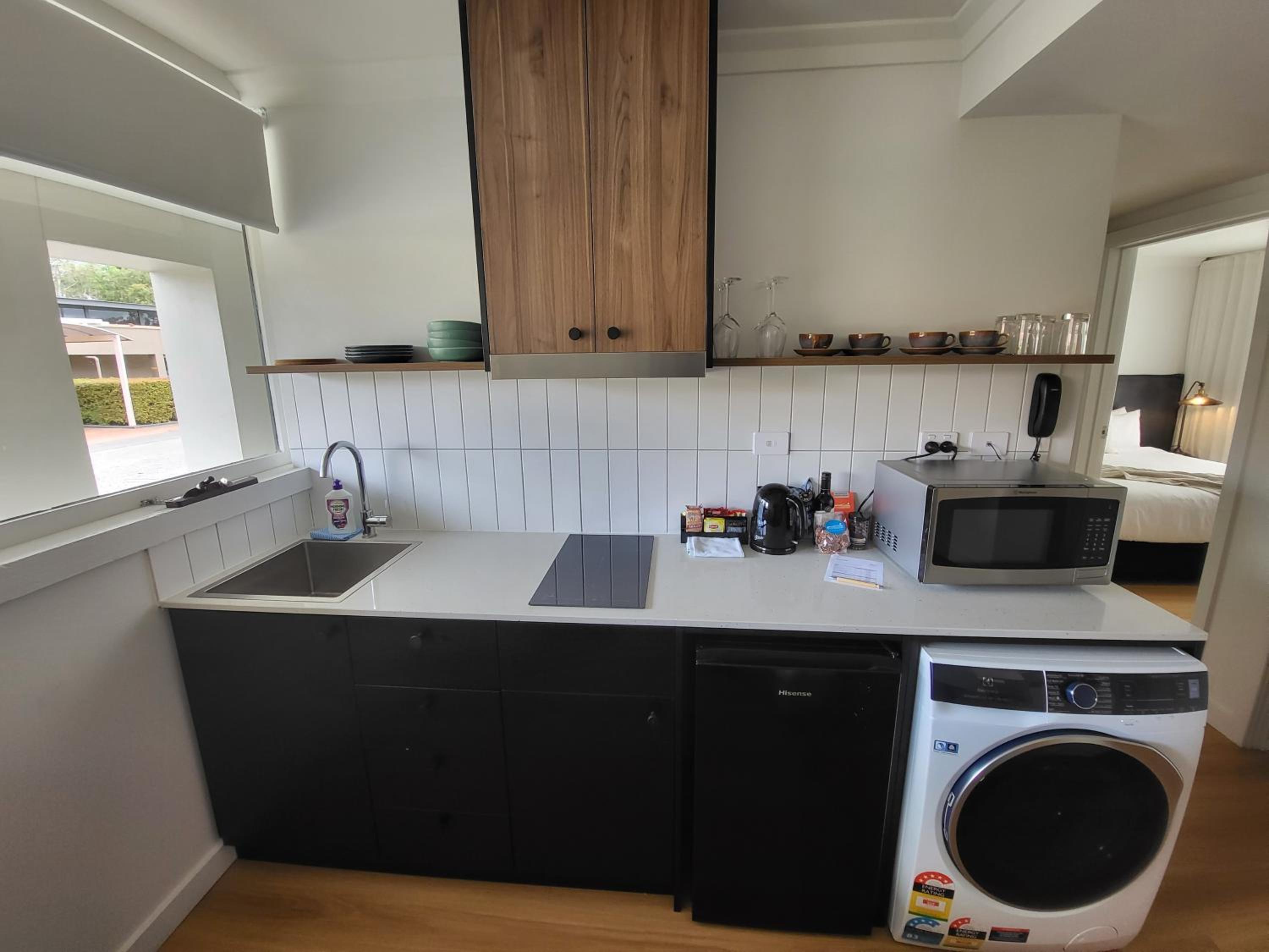 Two Bedroom Deluxe Apartment photo 3