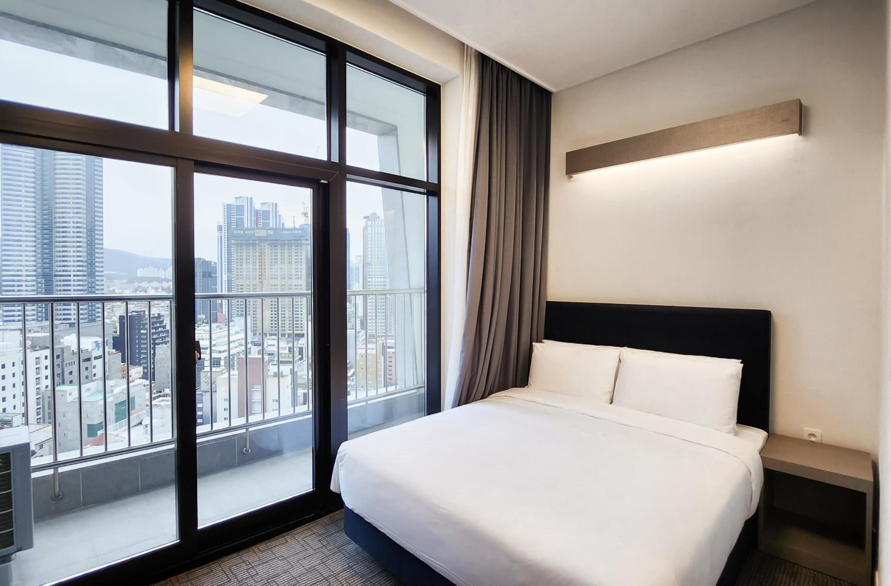 Standard Double Room - Photo 6