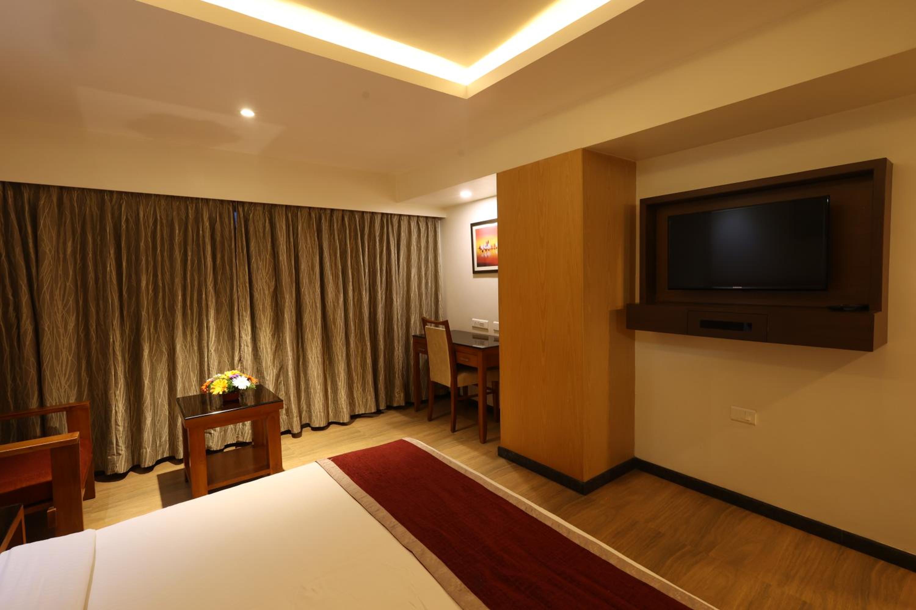 Deluxe Room - Photo 4