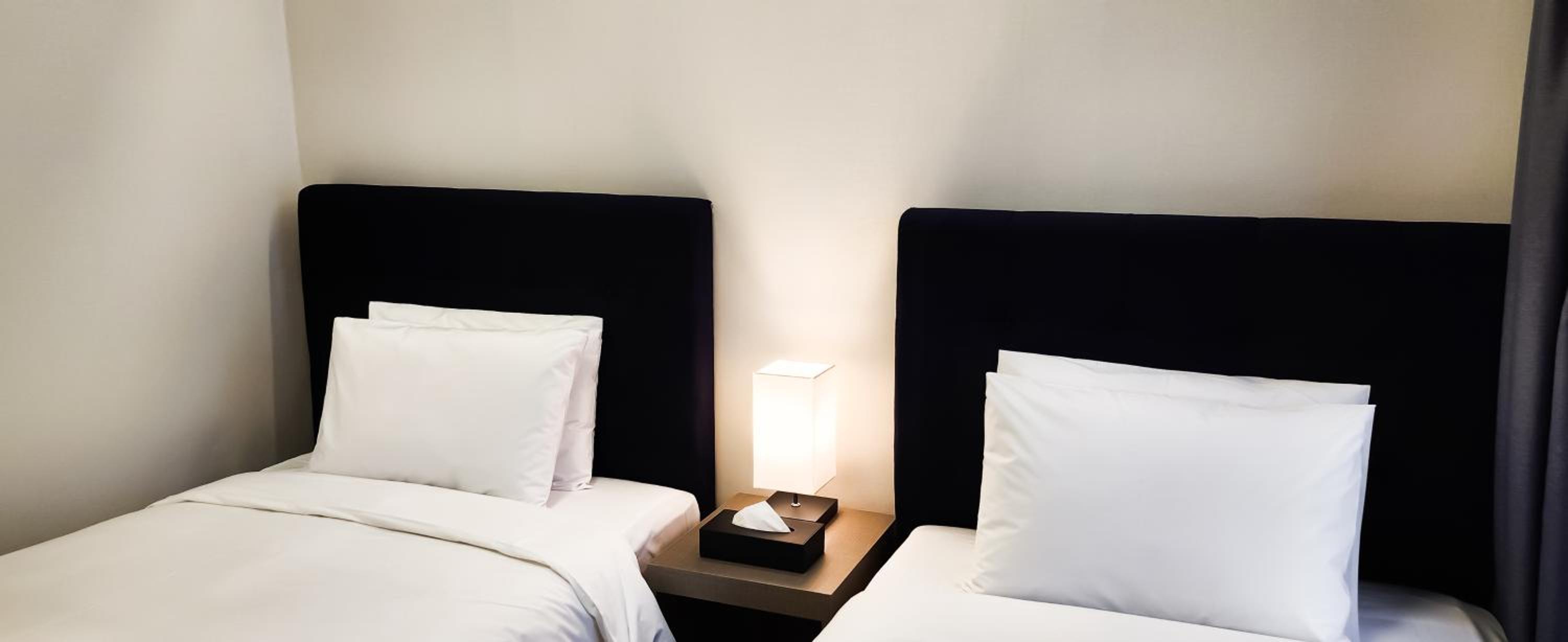 Standard Twin Room - Photo 2