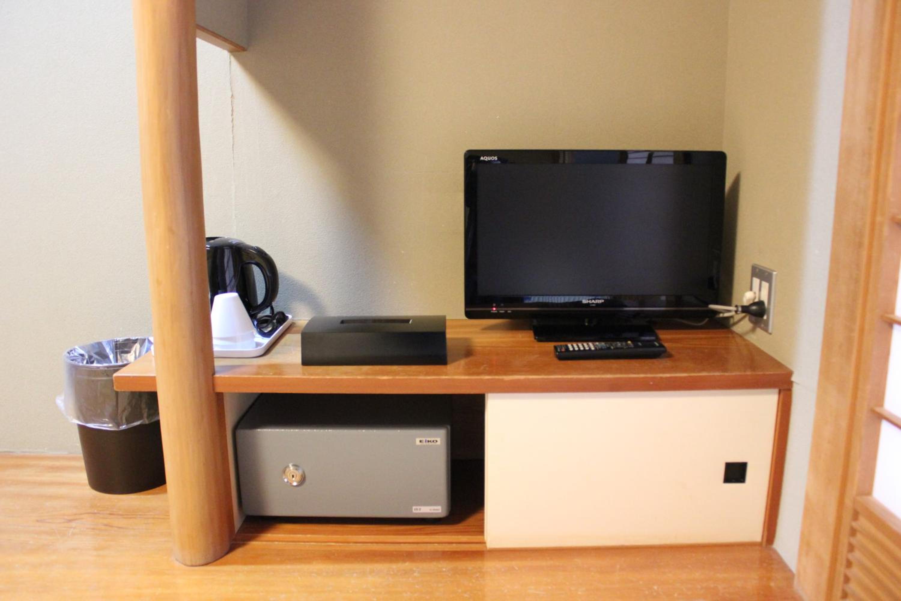 Double or Twin Room - Photo 7