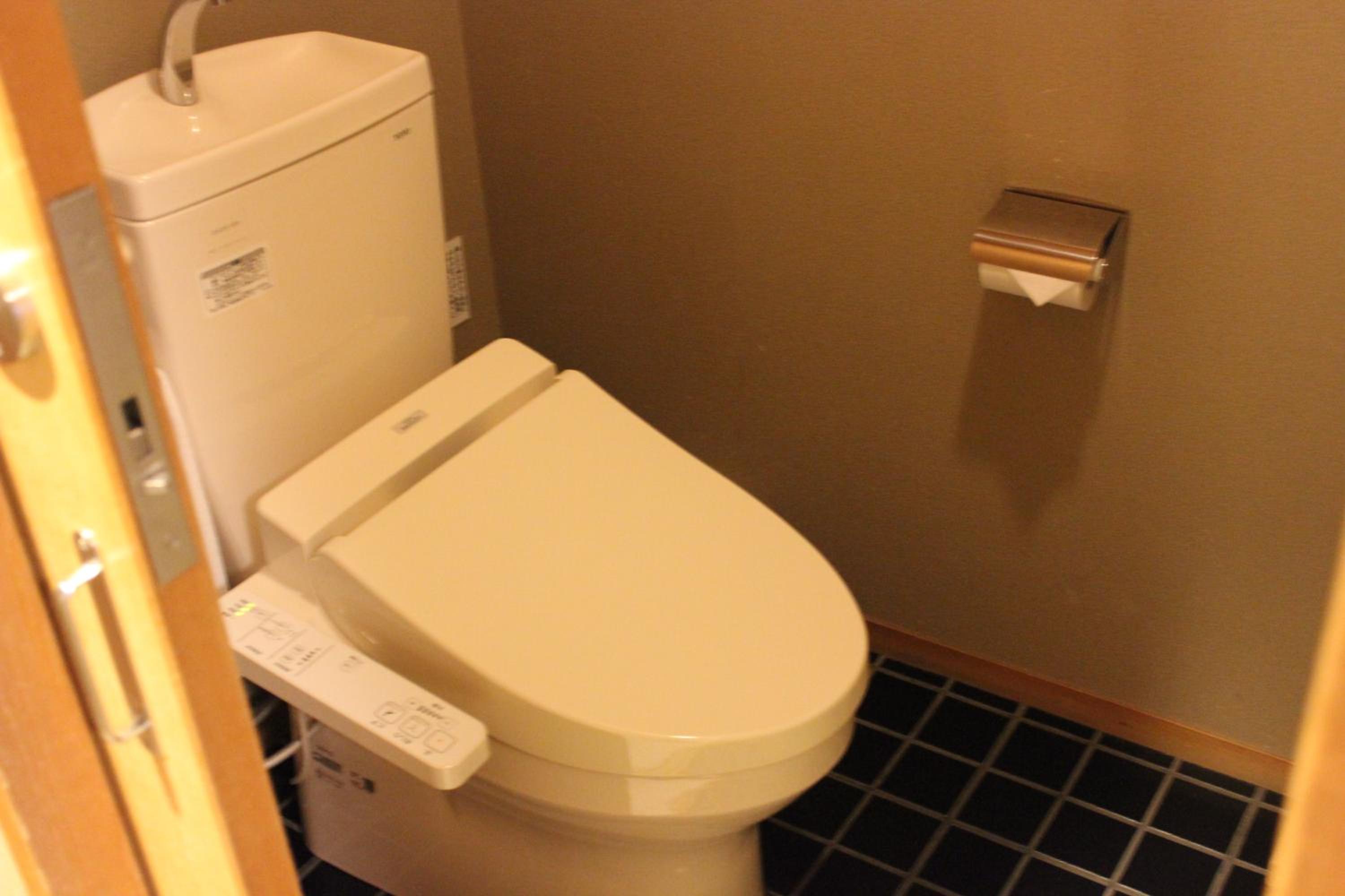 Double or Twin Room - Photo 4