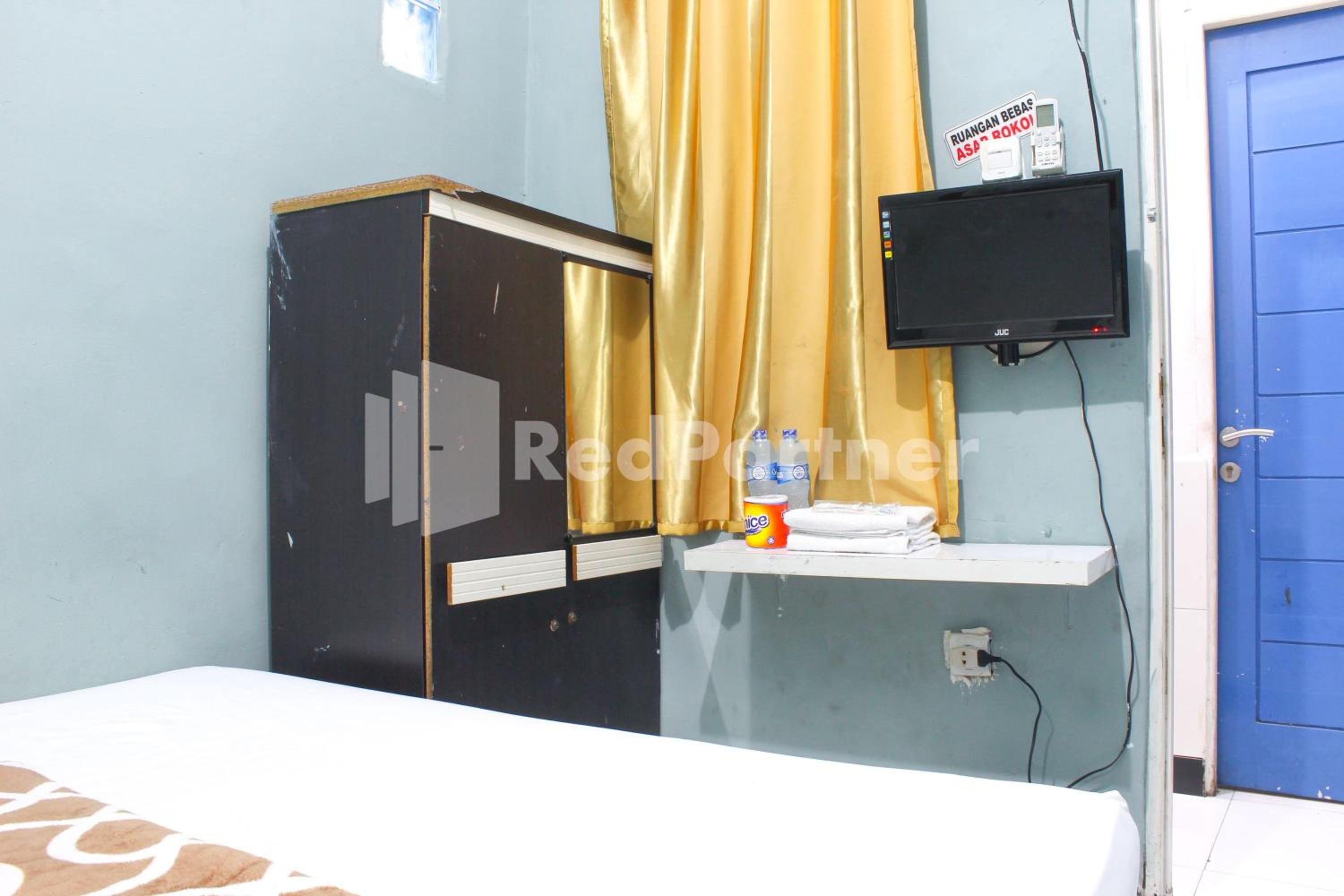 Standard Double Room - Photo 17
