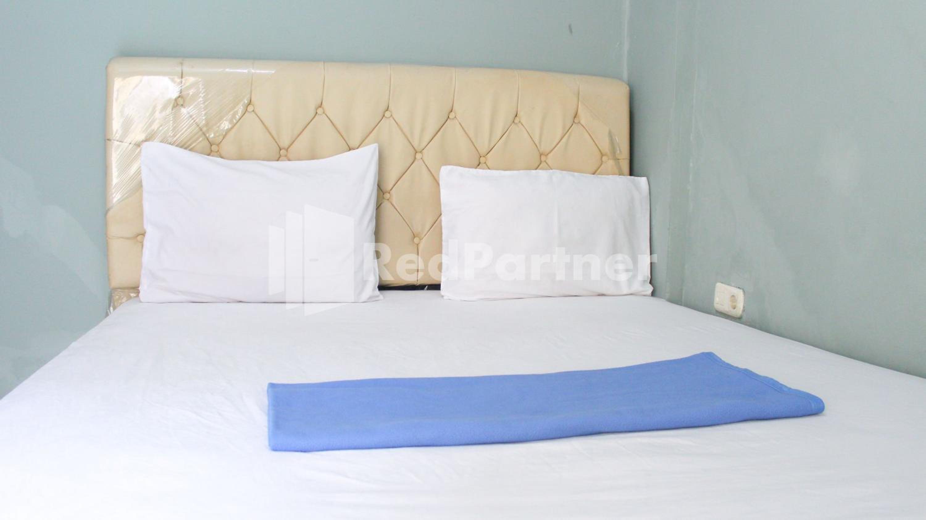 Standard Double Room - Photo 7