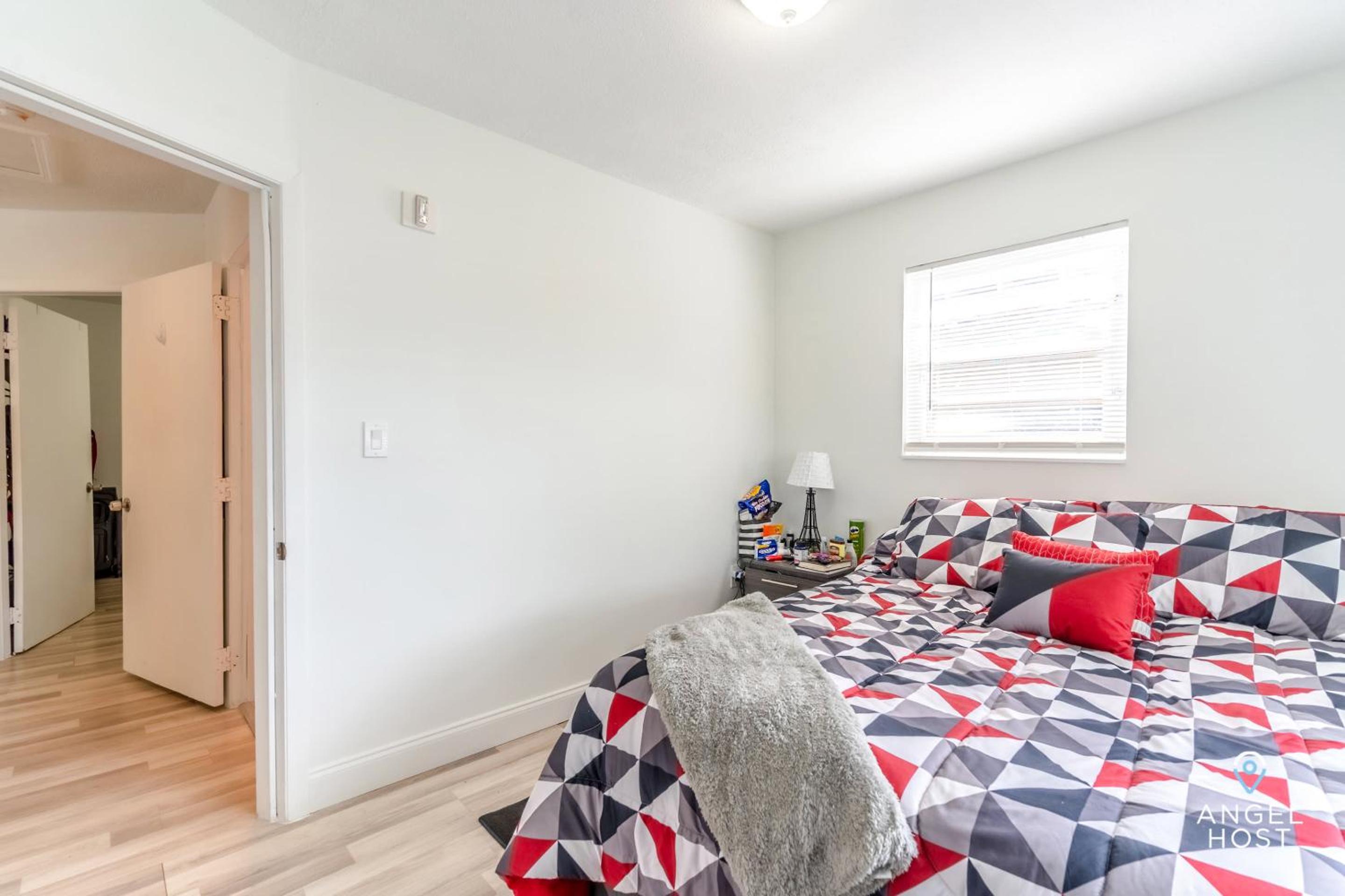 Apartment photo 3