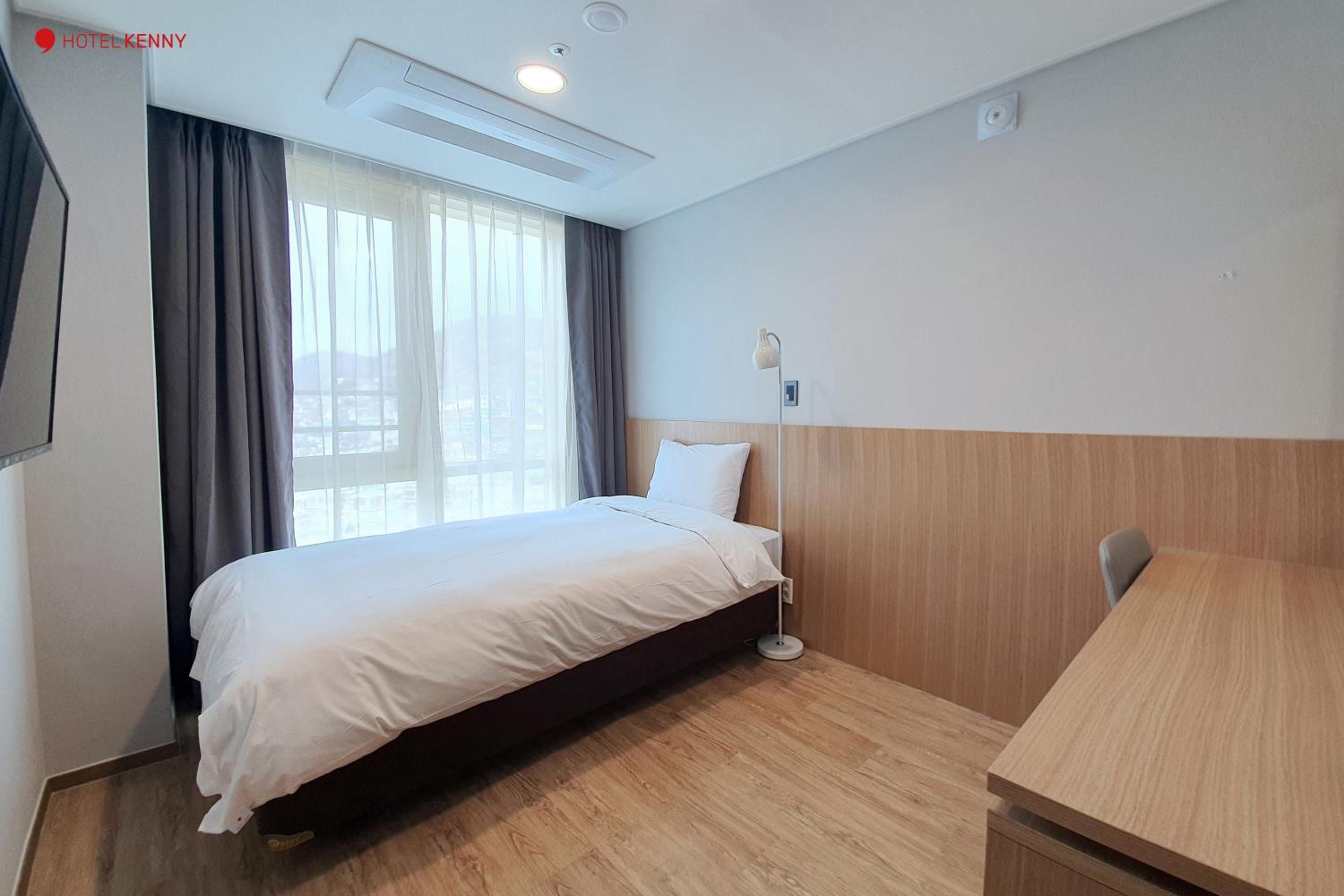 Standard Single Room - Photo 1