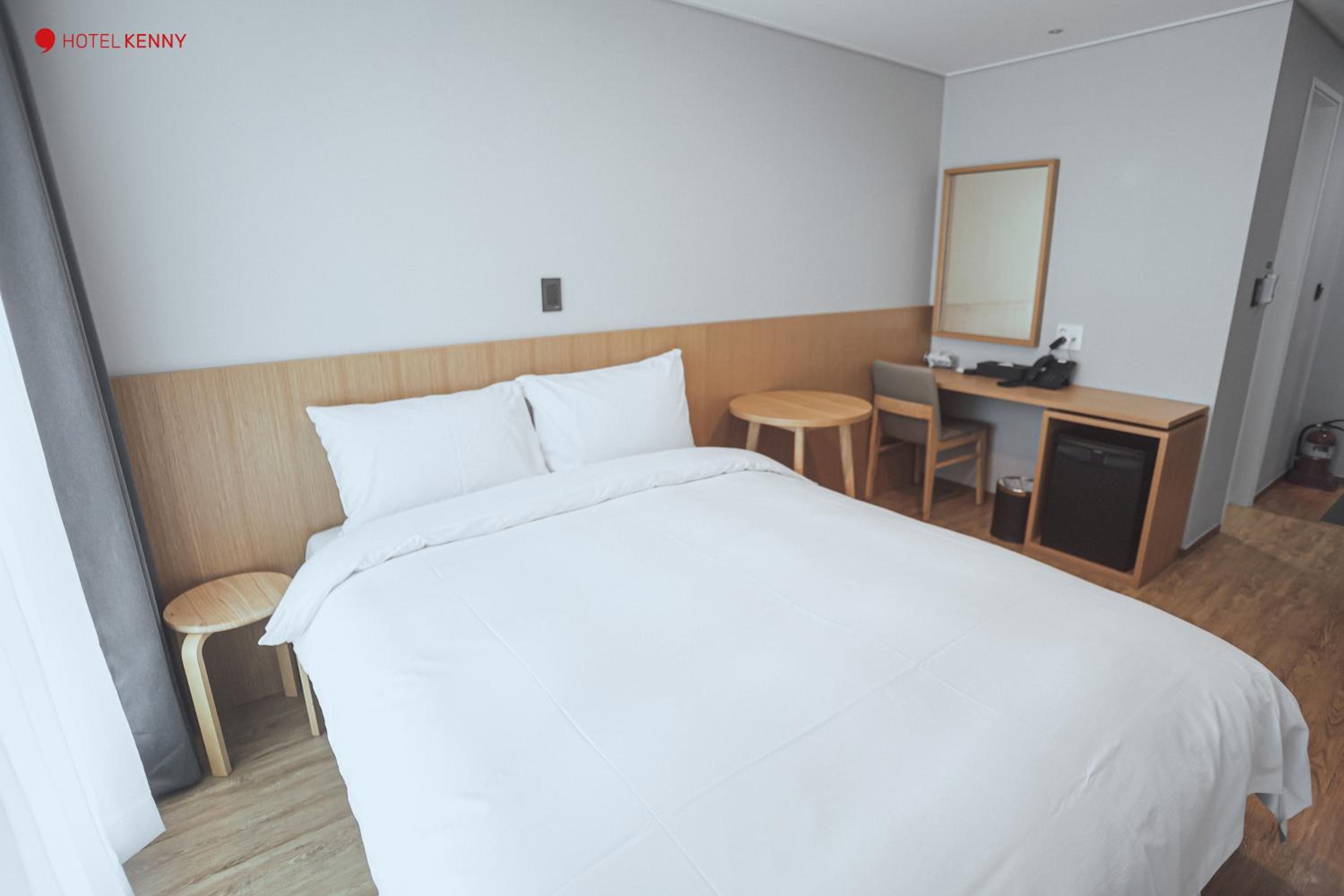 Standard Double Room - Photo 1