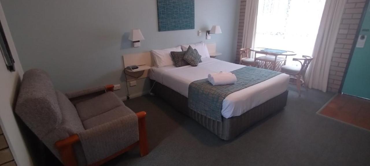 Queen Room photo 3