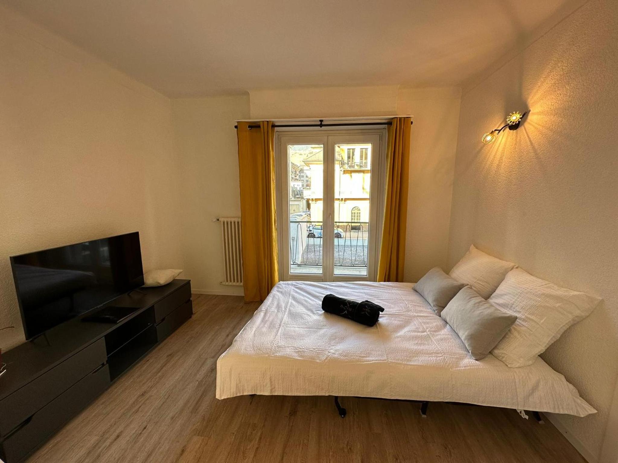 Apartment photo 2