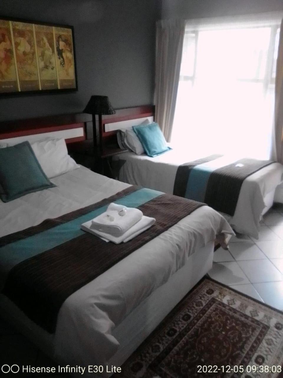 Double or Twin Room photo 1