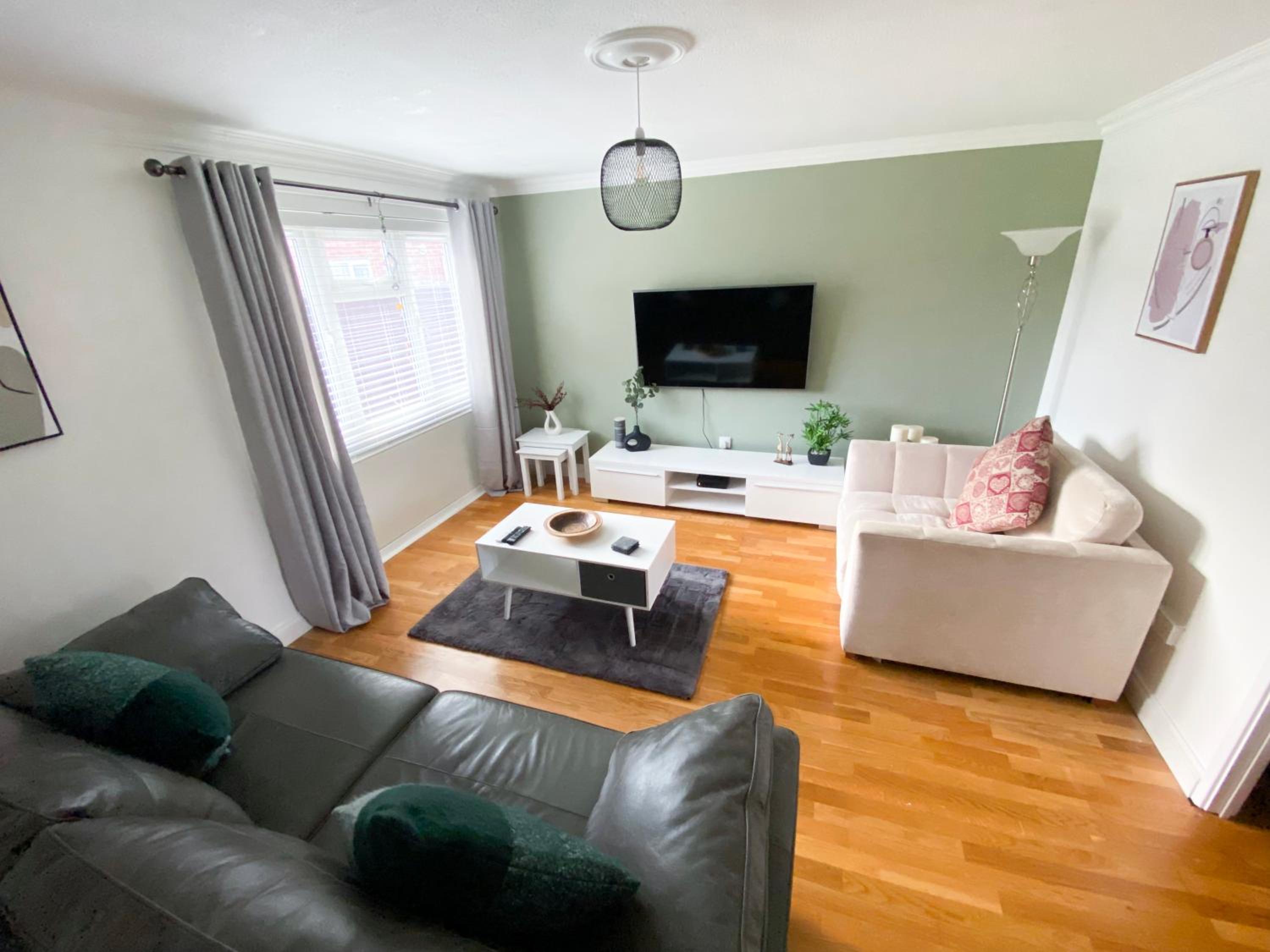 Two-Bedroom House photo 2