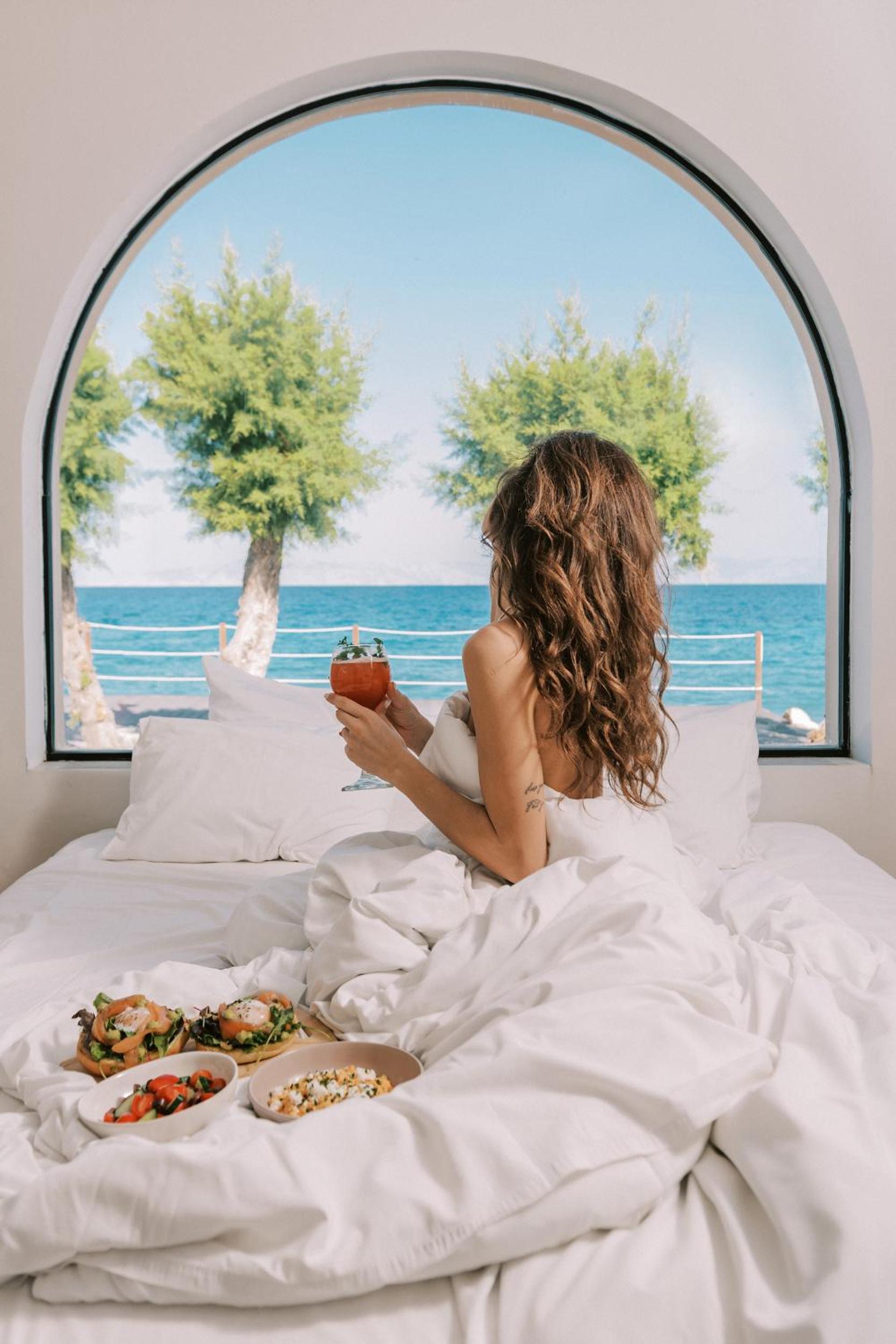 Sea Front Bungalow Suite