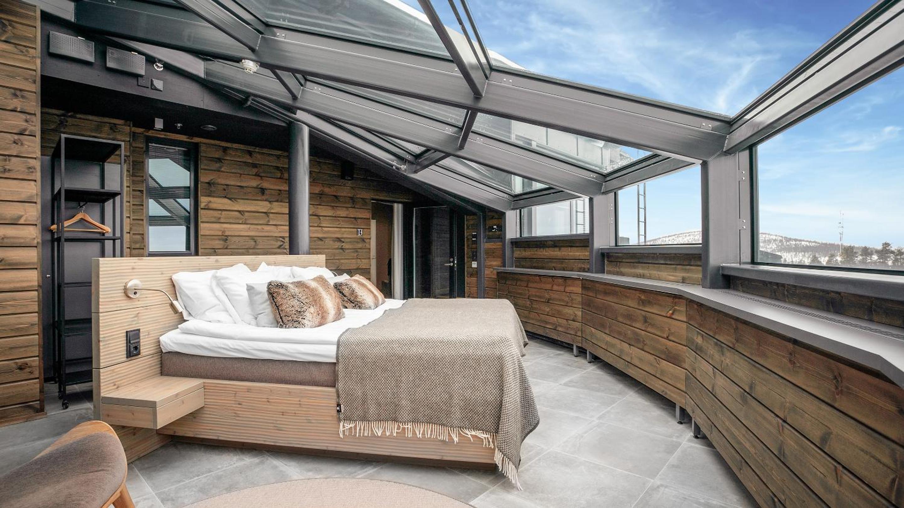Sky Suite - Photo 1