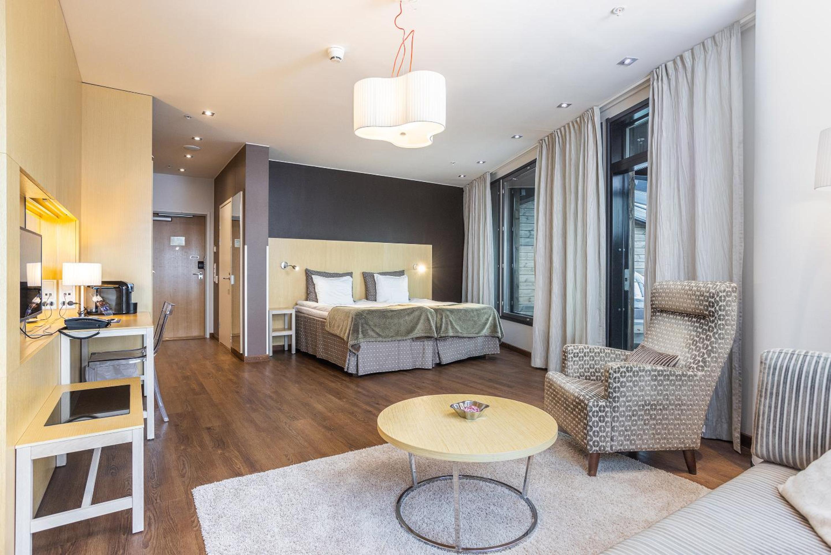 Sky Suite - Photo 2