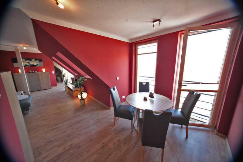 One-Bedroom Apartment with Balcony photo 2