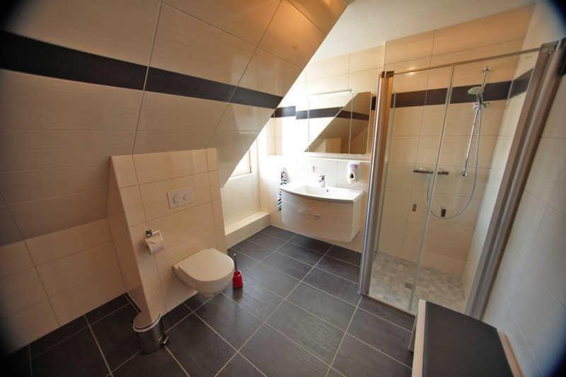 One-Bedroom Apartment with Balcony photo 3
