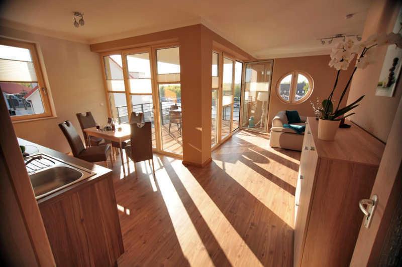 Two-Bedroom Apartment with Balcony photo 1