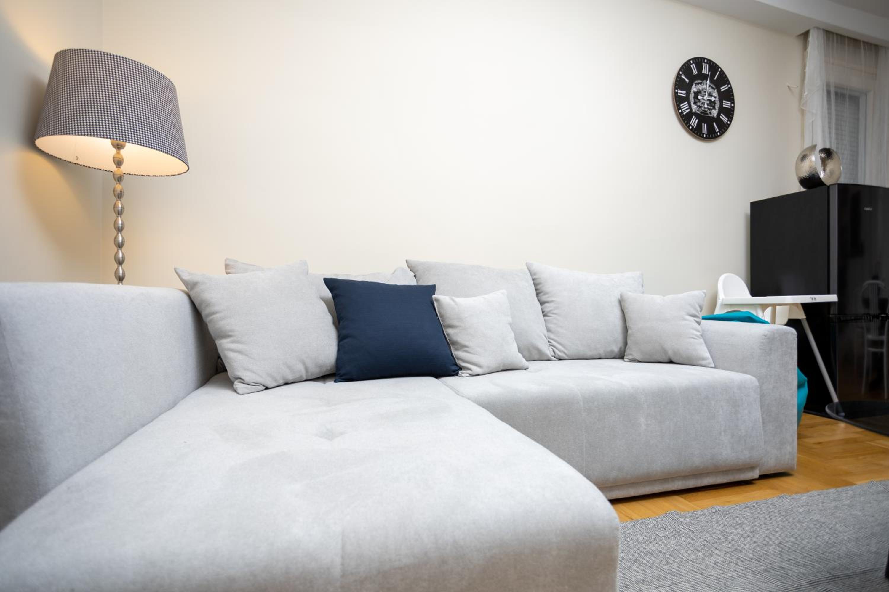 Two-Bedroom Apartment - Photo 8