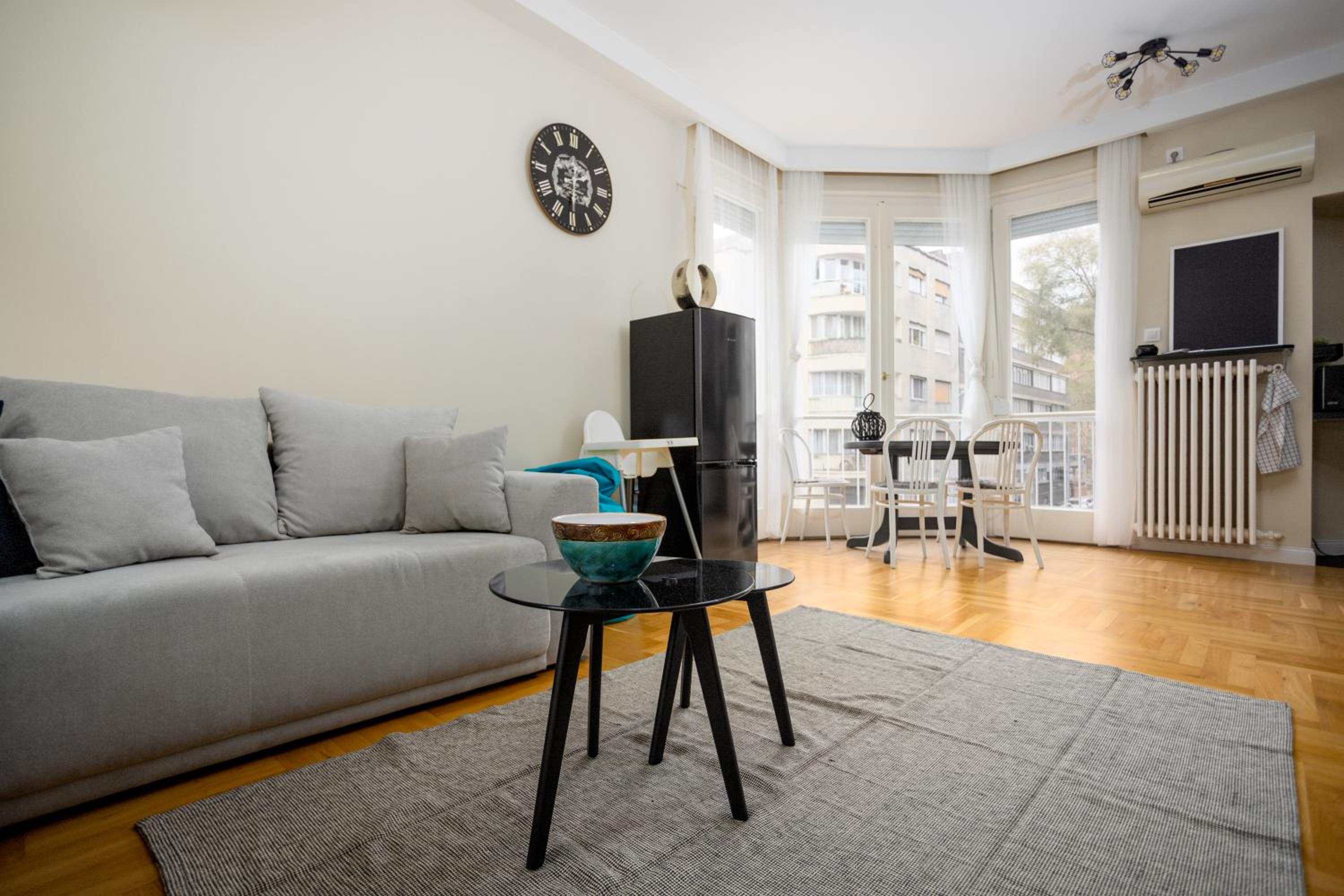 Two-Bedroom Apartment - Photo 10