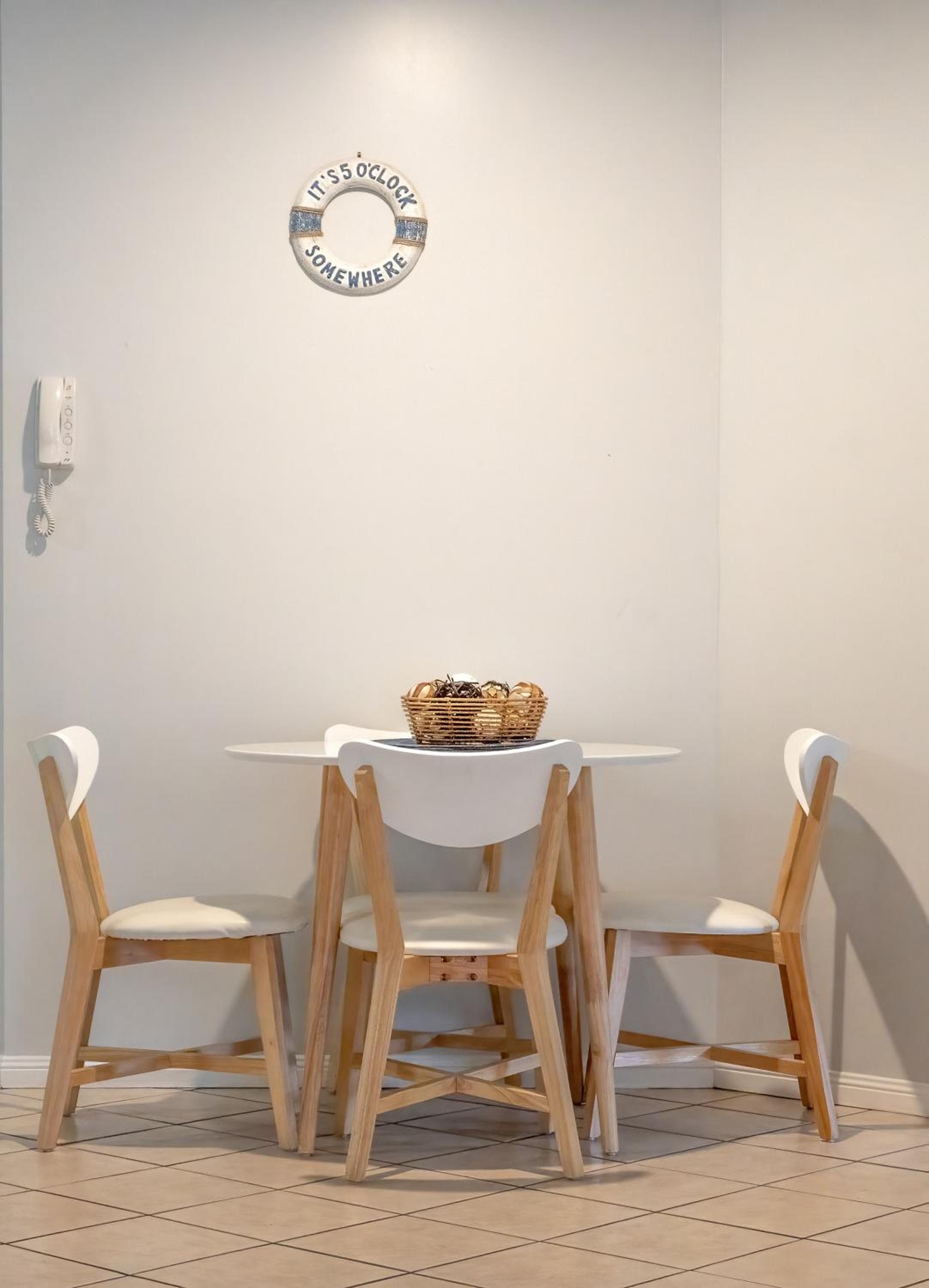 Apartment - Ground Floor photo 2