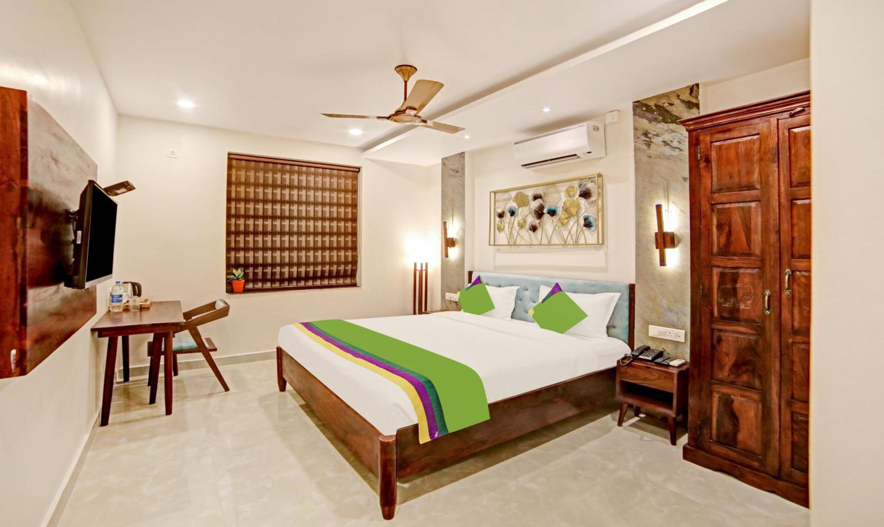 Standard Double Room - Photo 1