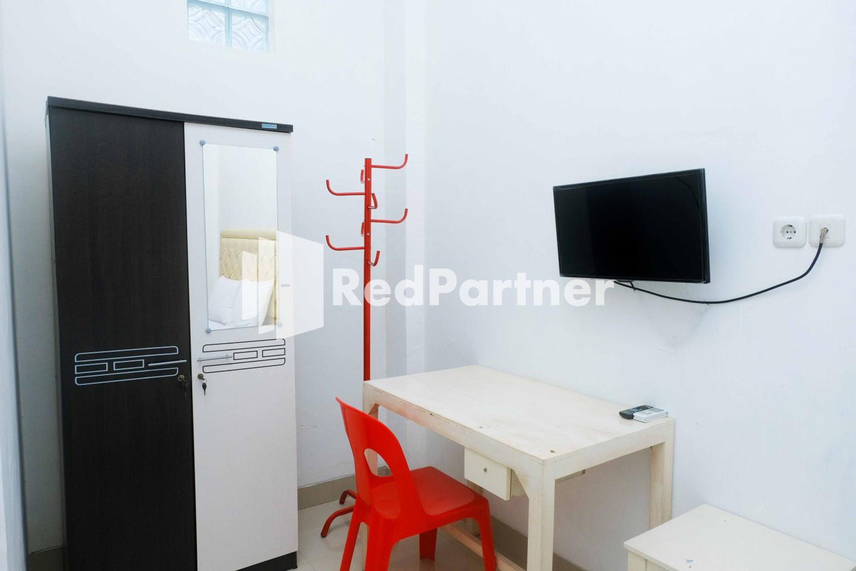 Deluxe Room - Photo 3