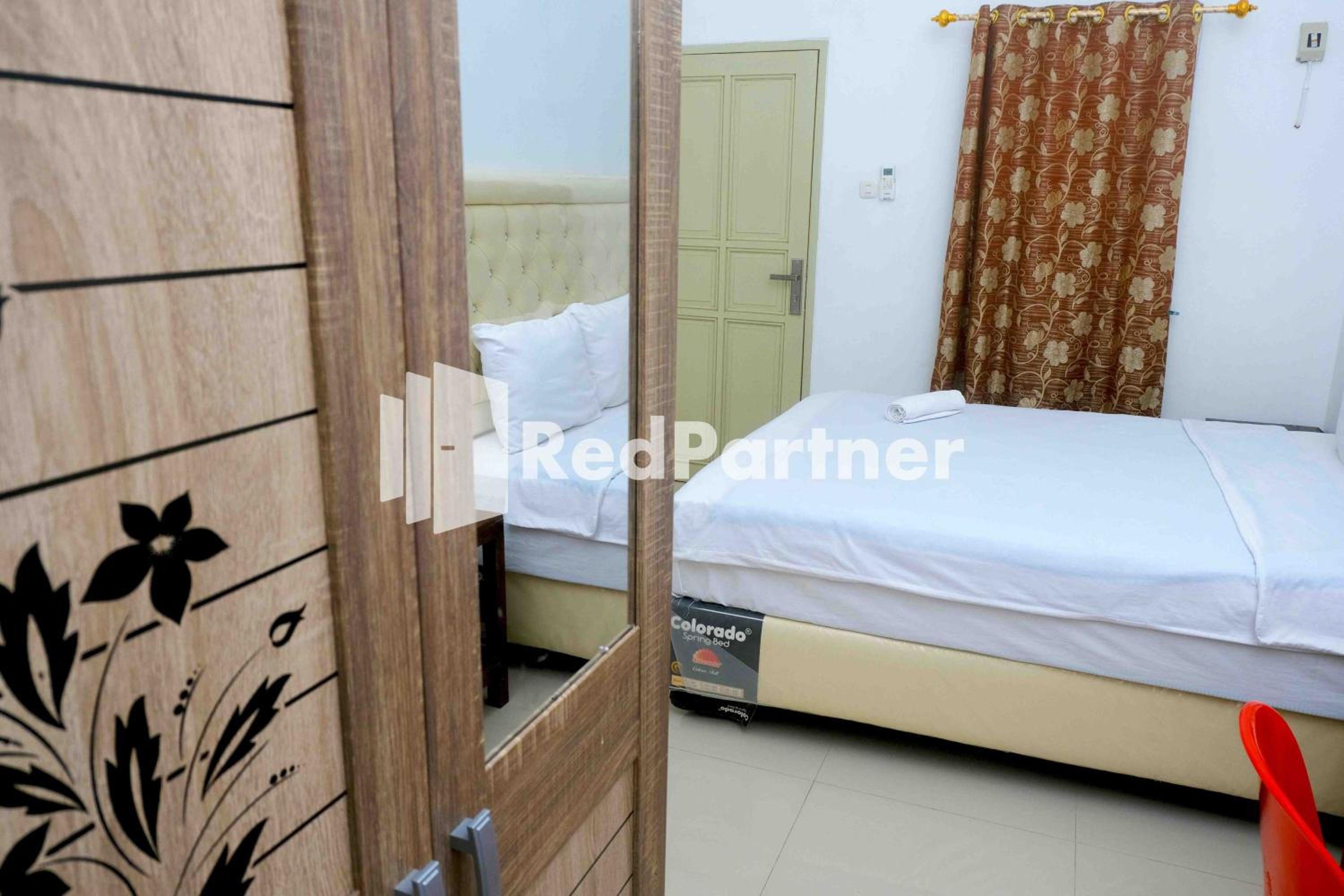 Standard Double Room - Photo 2