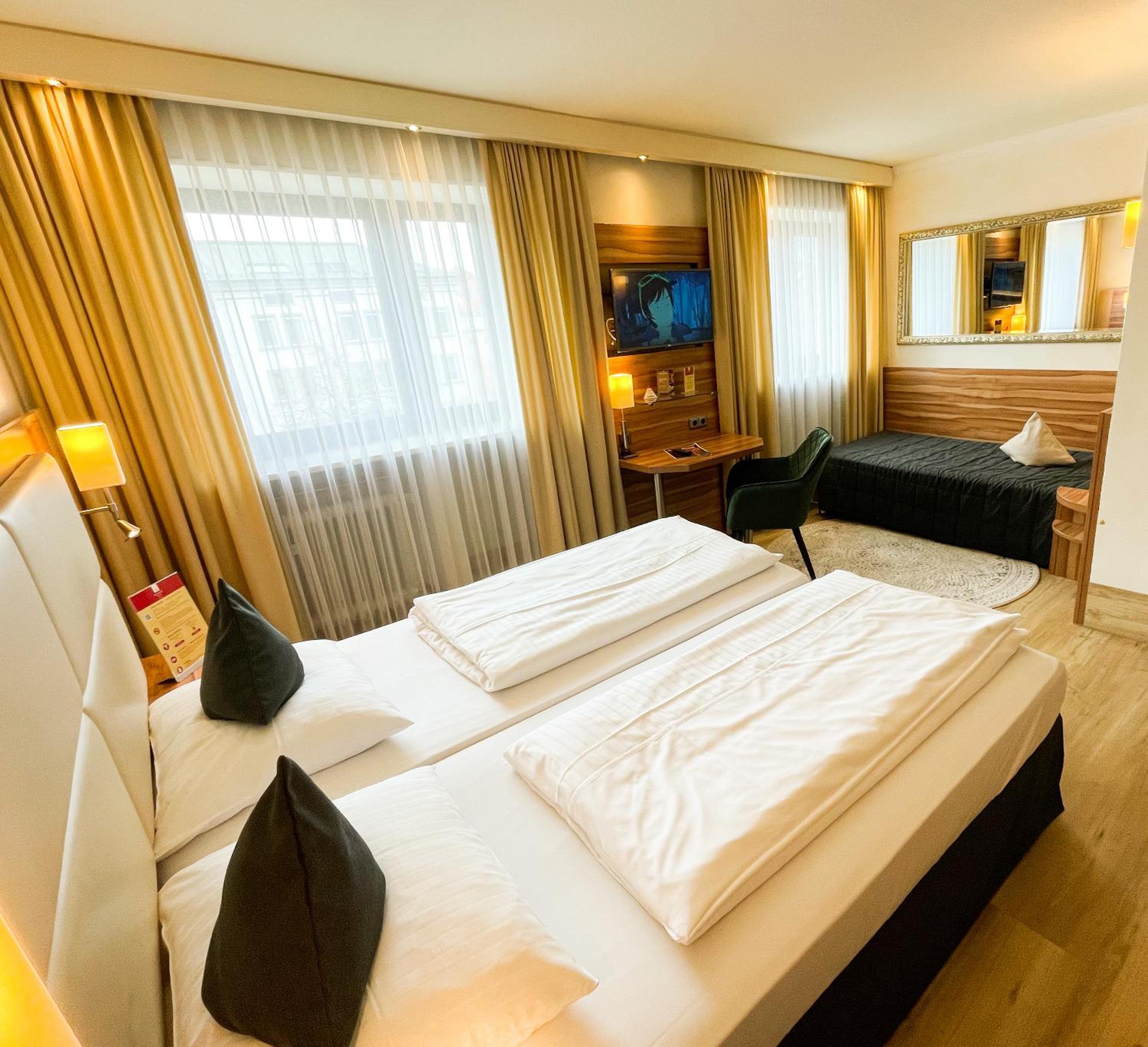 Triple Room - Photo 1