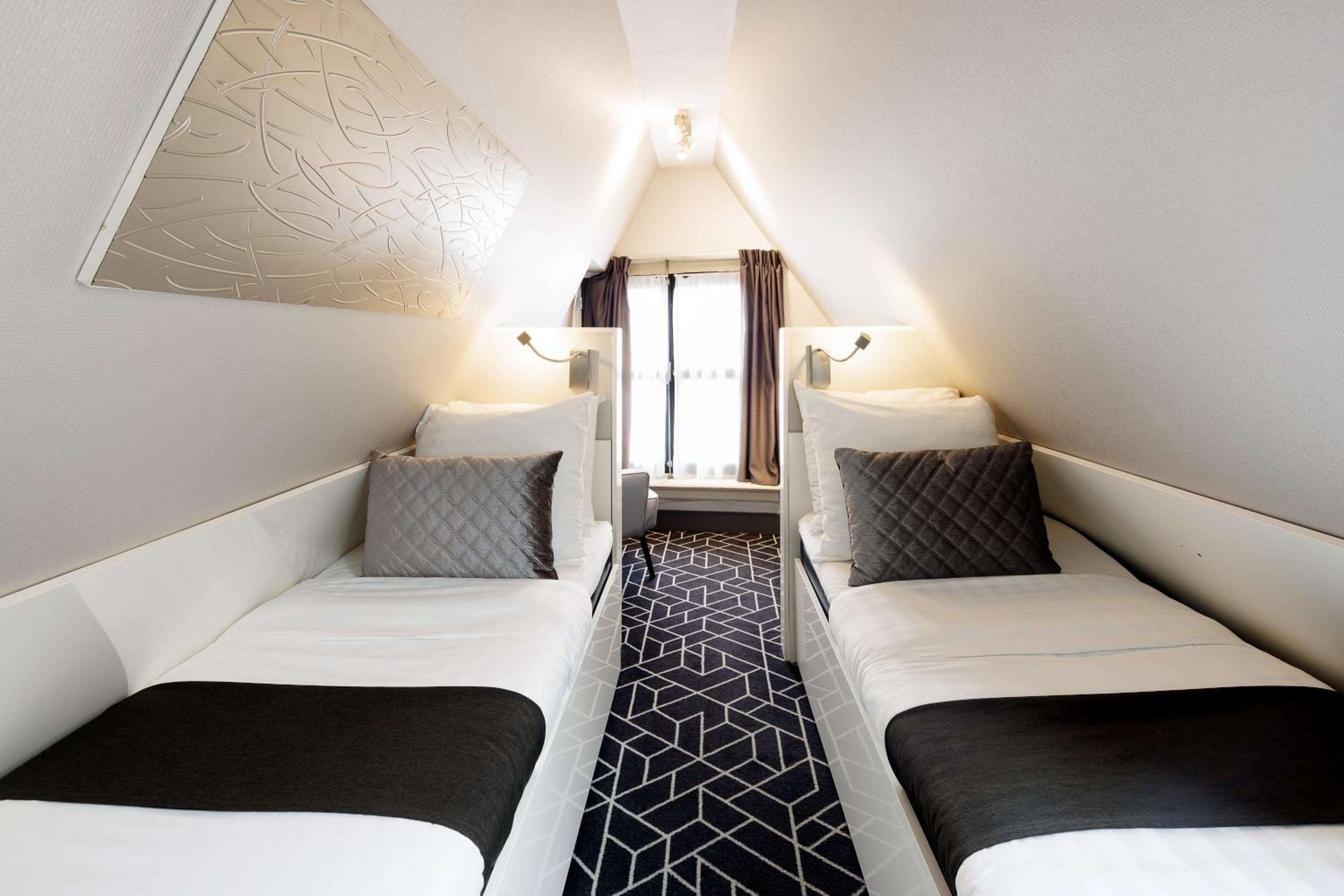 Attic Twin Room