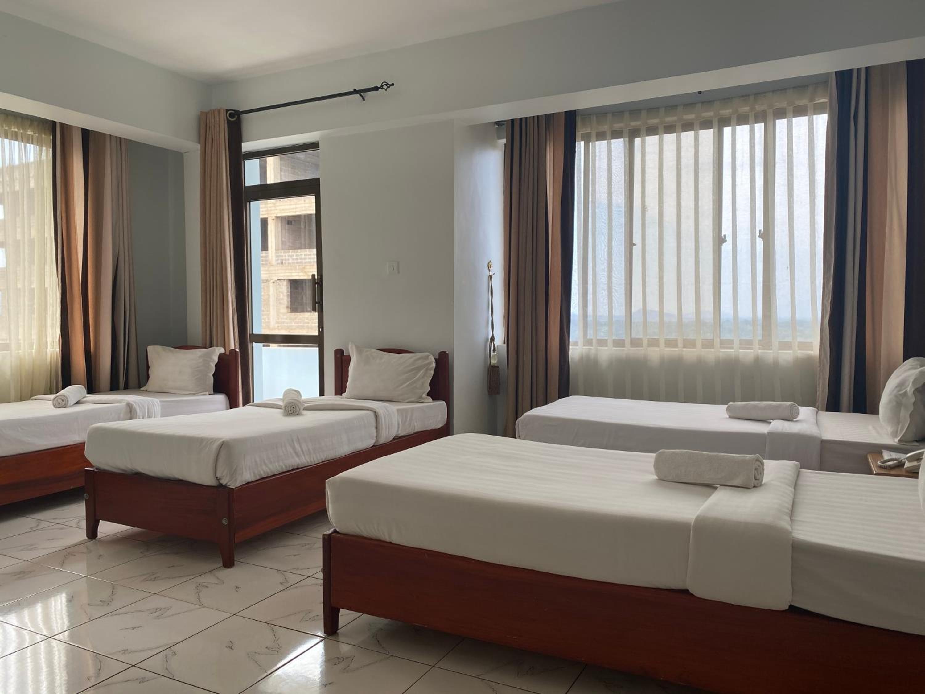 4-Bed Mixed Dormitory Room
