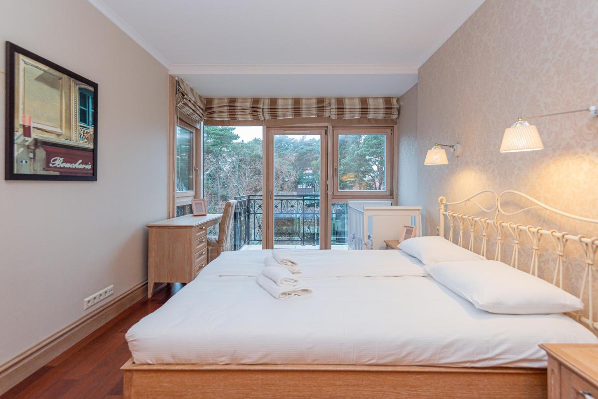 One-Bedroom Apartment - Photo 6