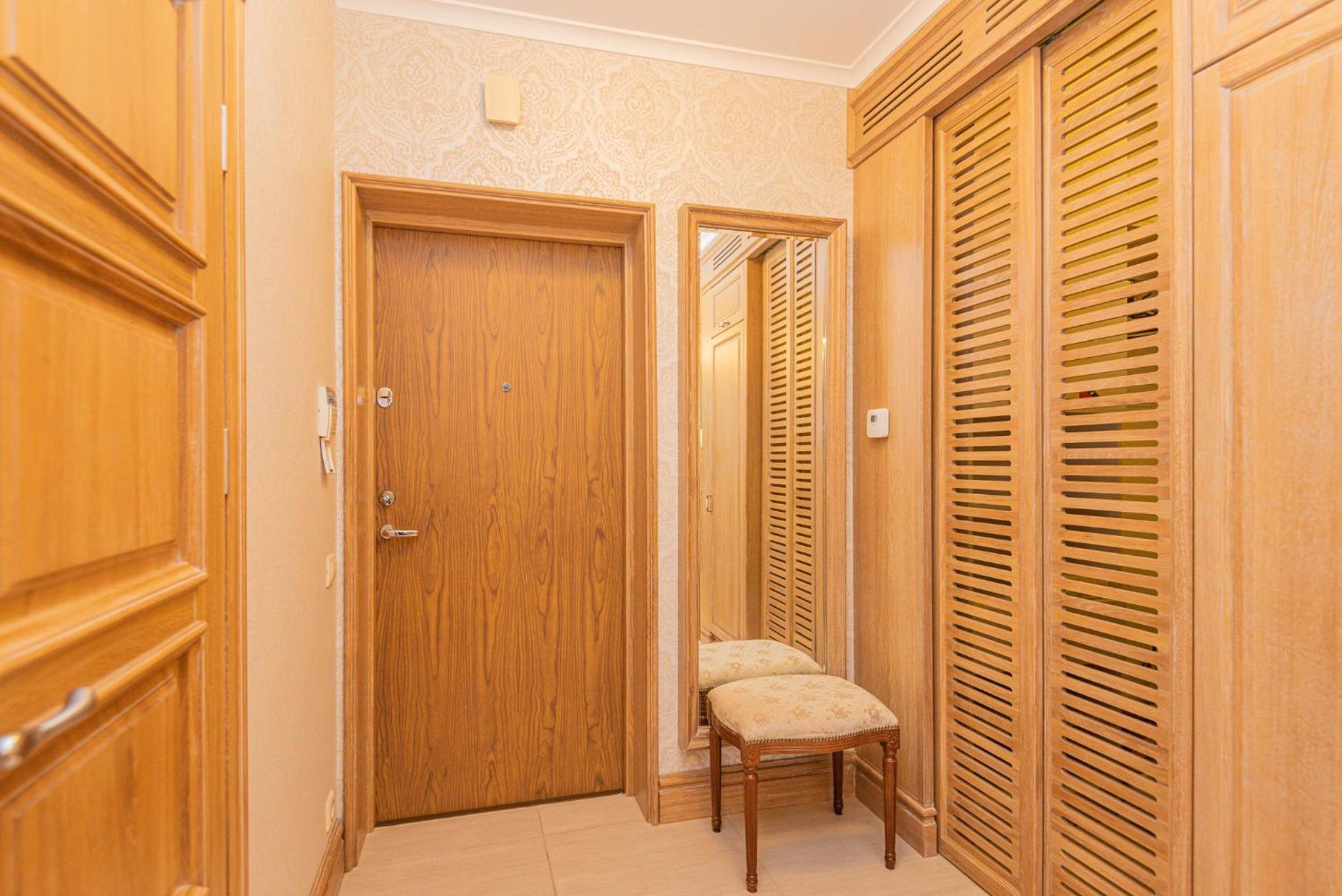 One-Bedroom Apartment - Photo 18