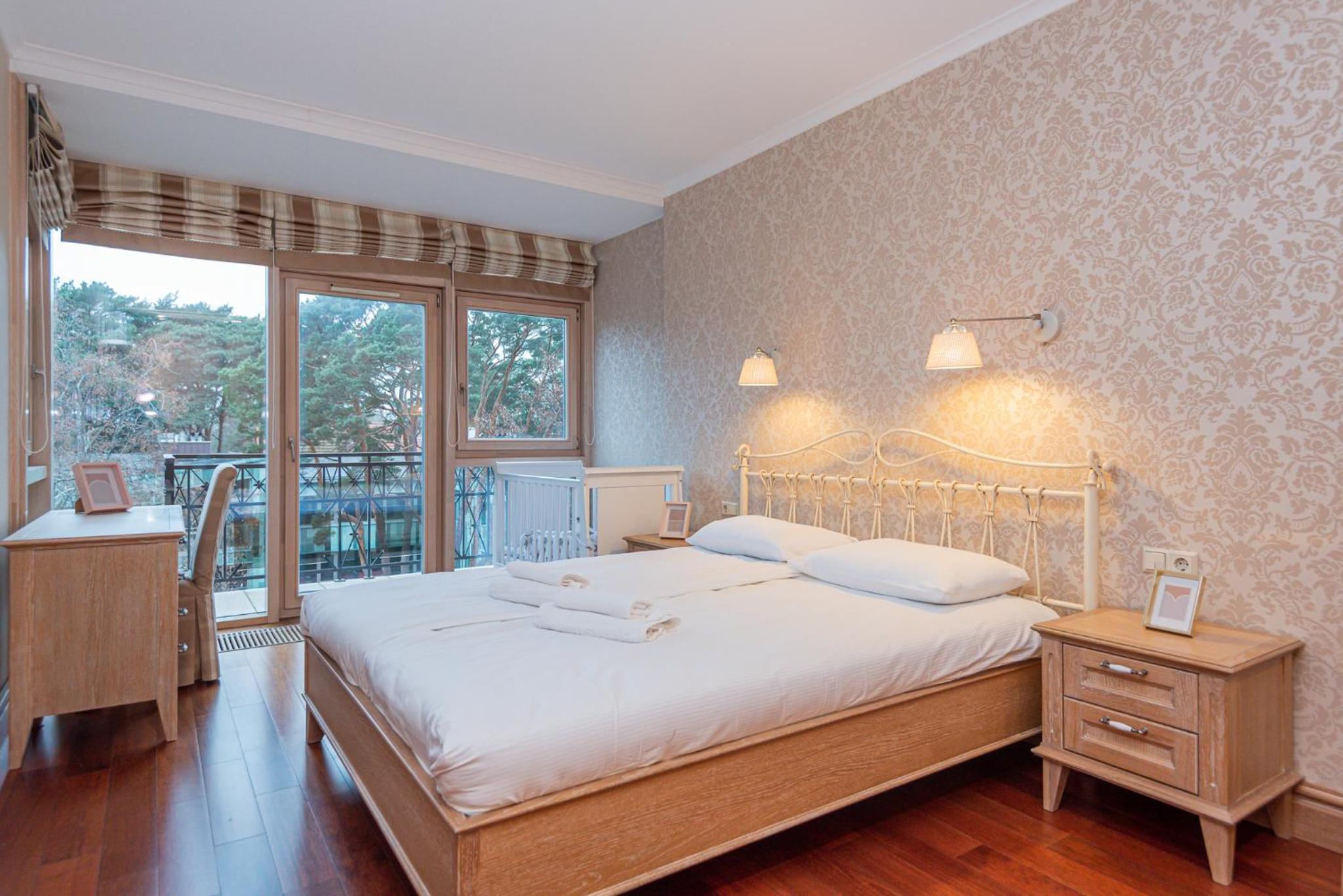 One-Bedroom Apartment - Photo 25