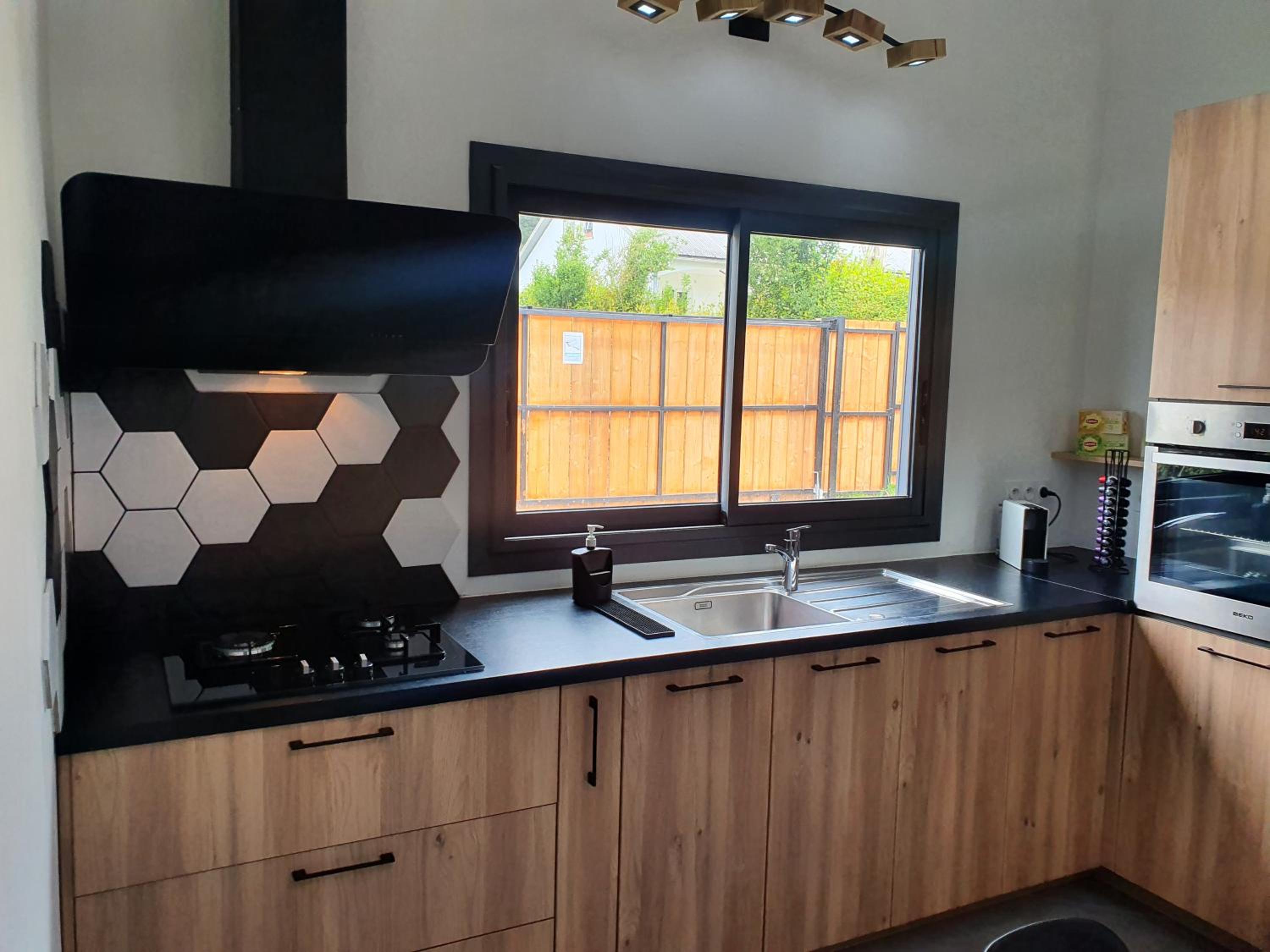 Two-Bedroom House - Photo 19