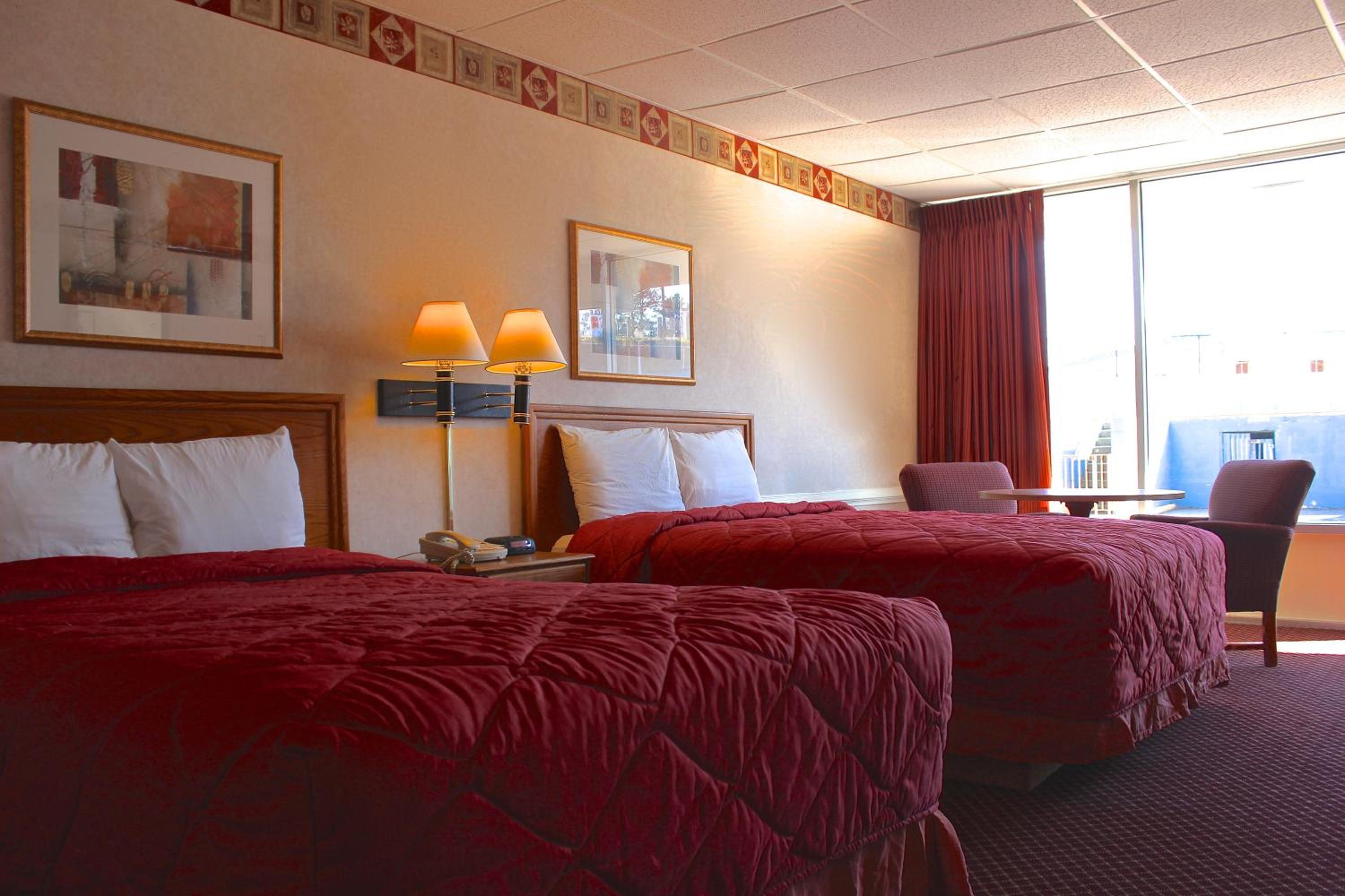 Standard Double Room with Two Double Beds - Photo 5