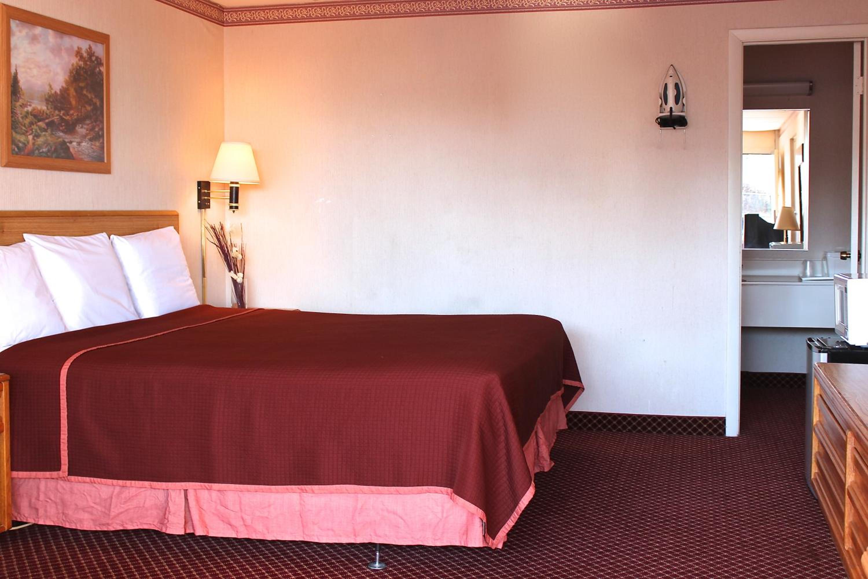 Standard King Room - Photo 1