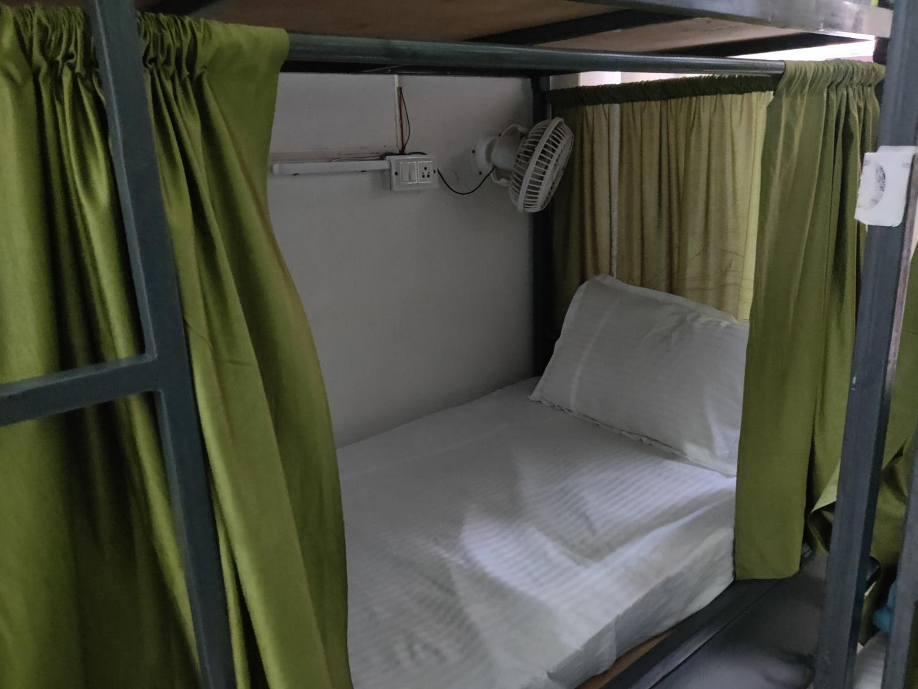 Bed in 6-Bed Mixed Dormitory Room photo 1