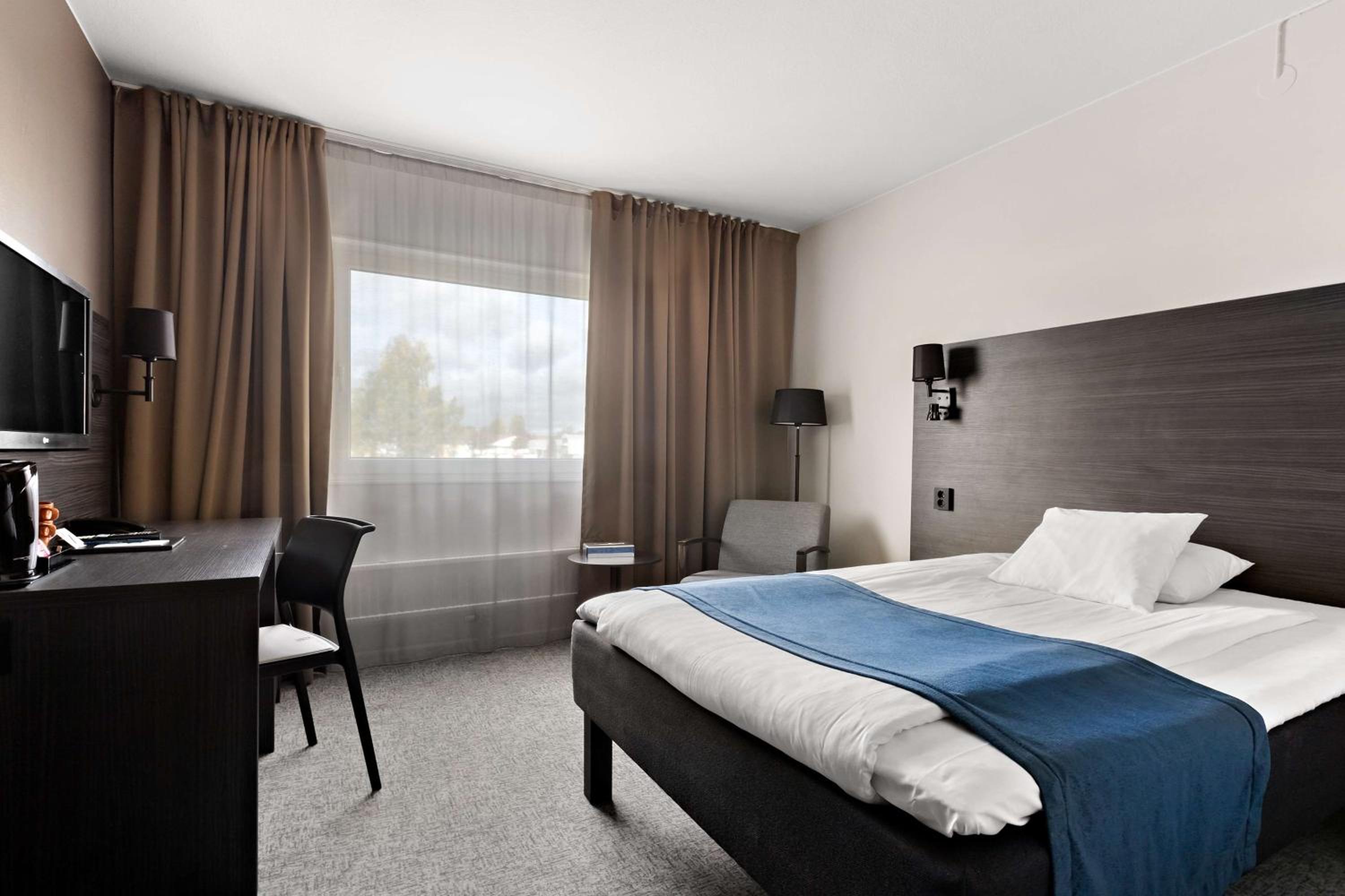 Business Single Room - Photo 1
