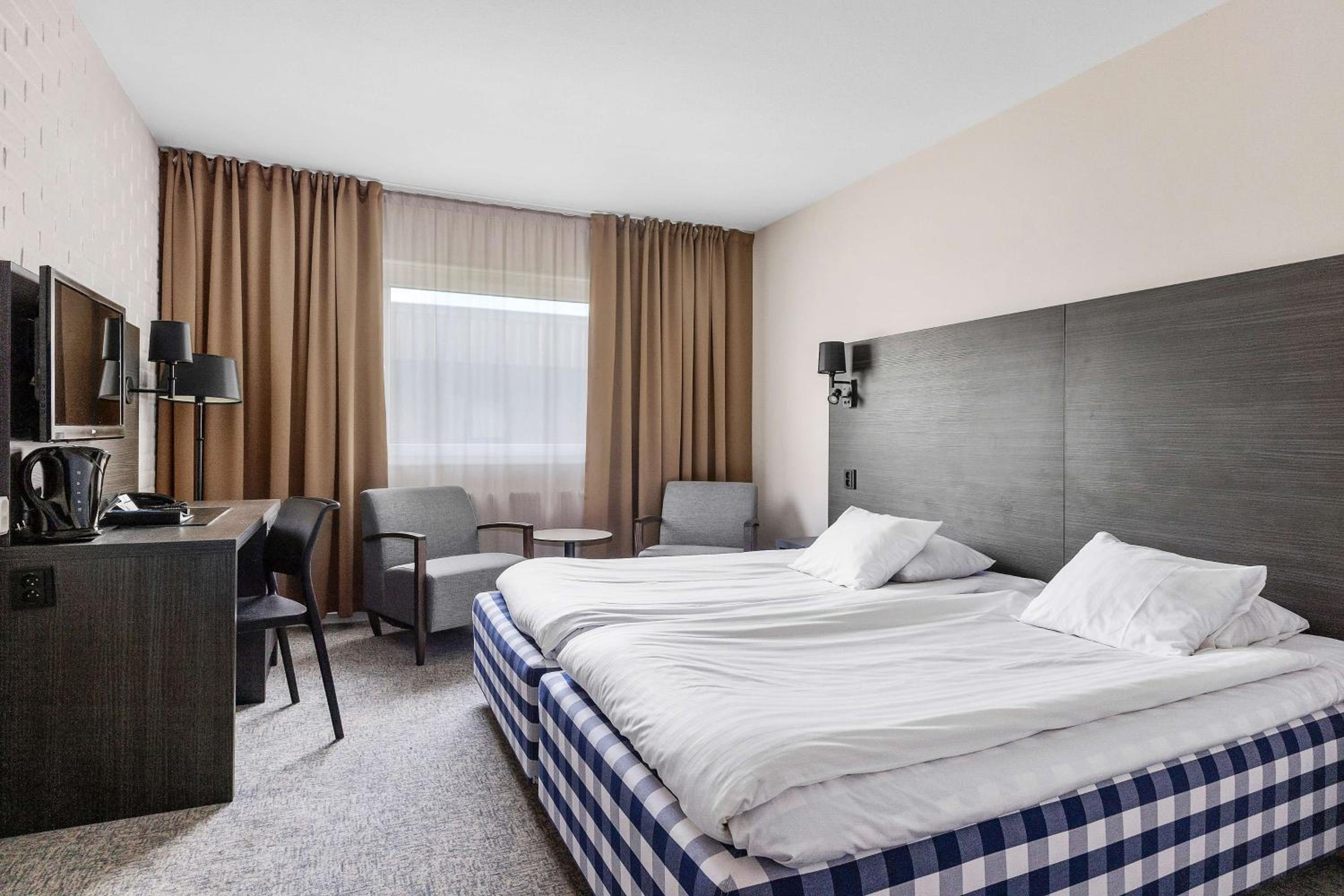 Superior Twin Room - Photo 1