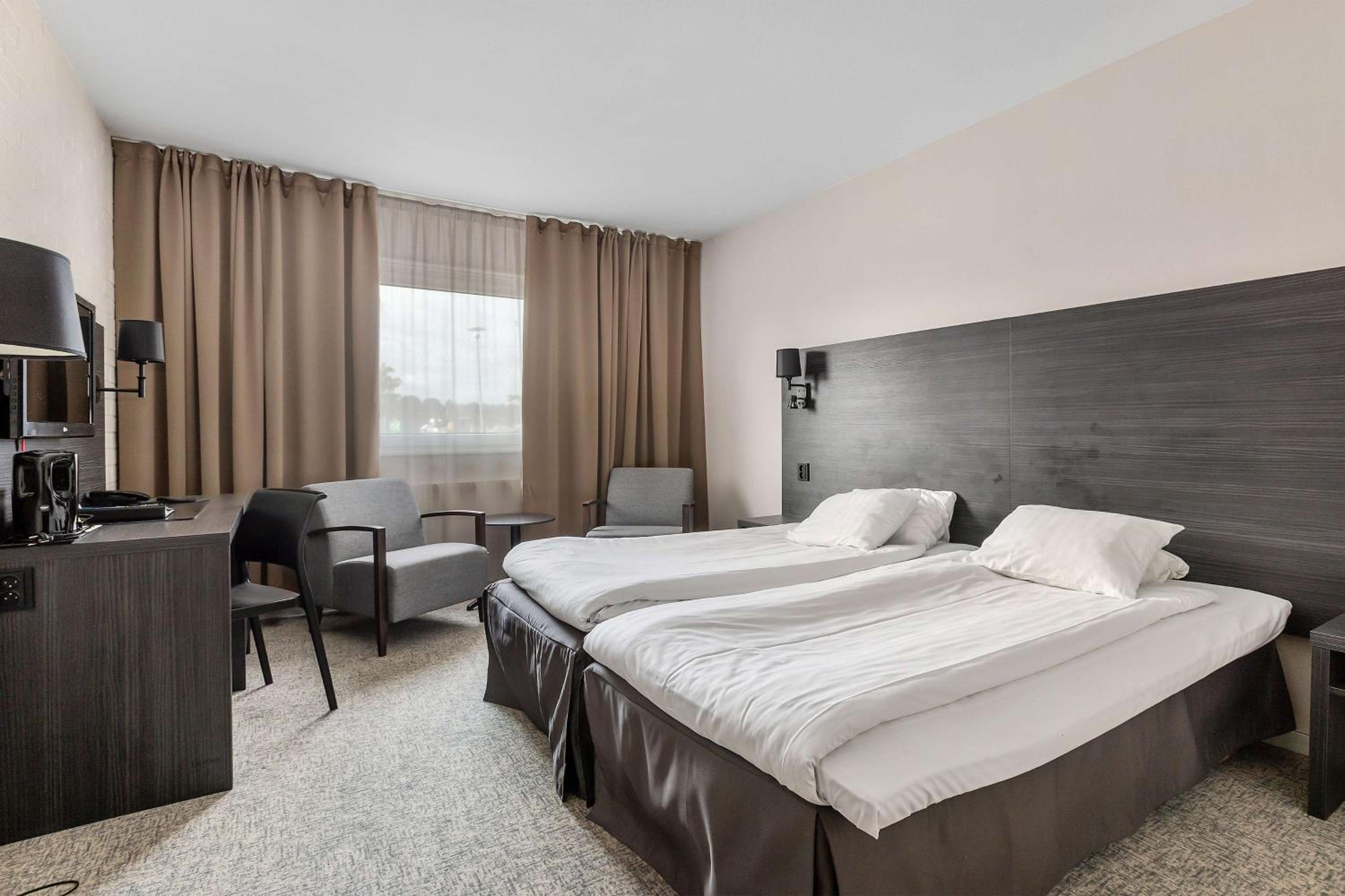 Superior Twin Room - Photo 3