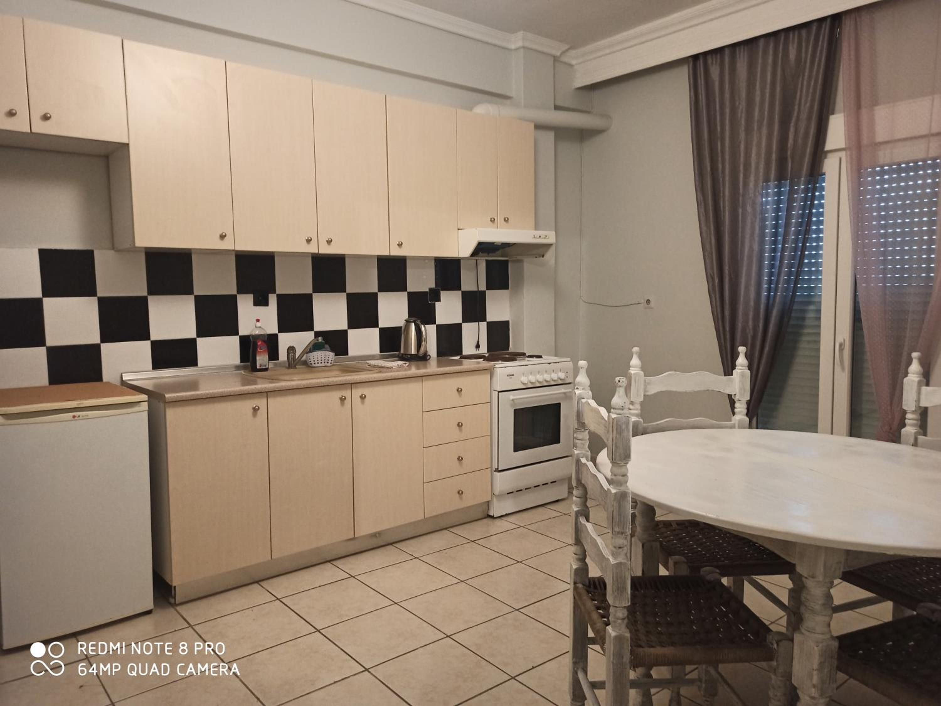 Three-Bedroom Apartment - Photo 11
