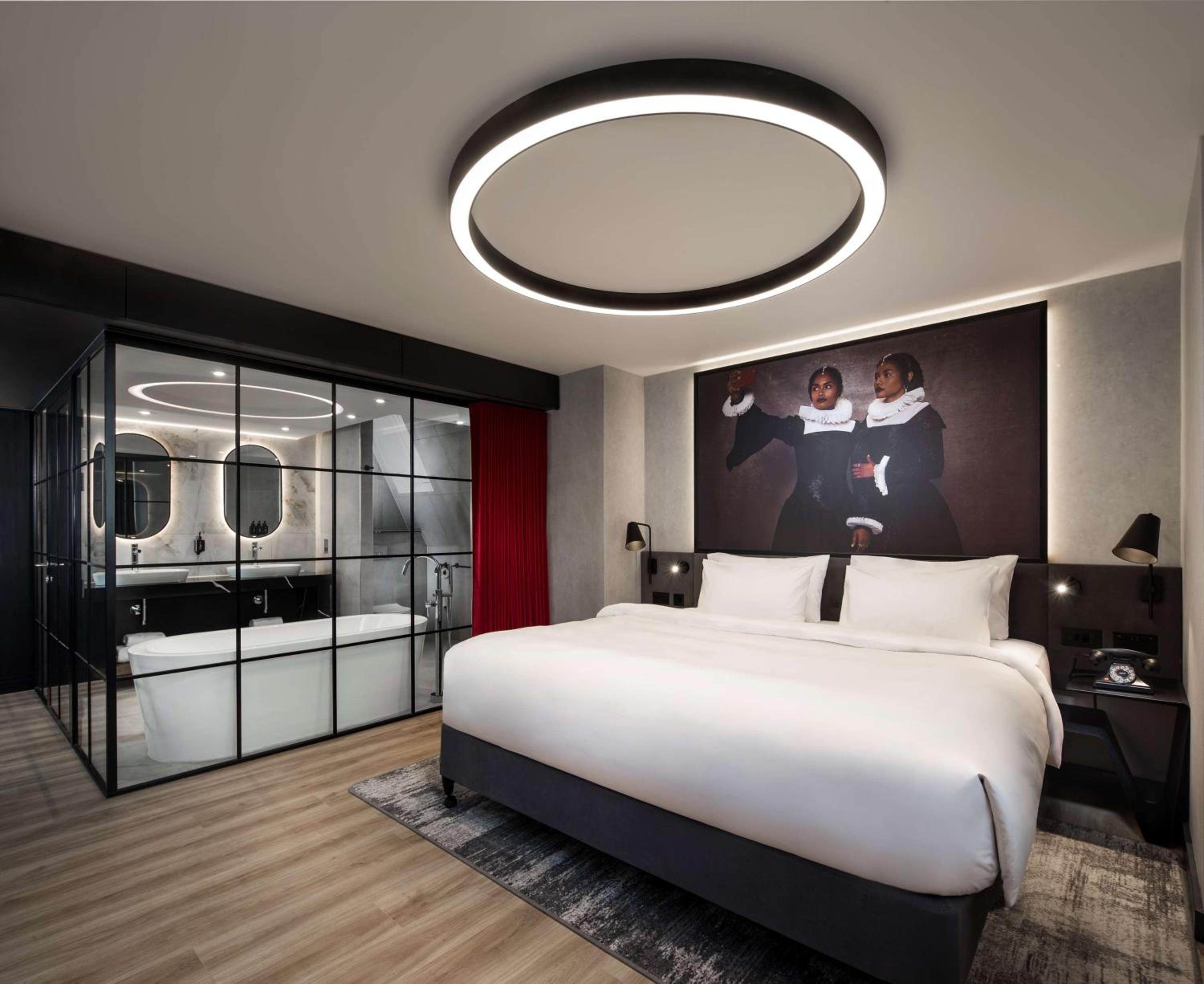 Suite - St Georges View - Photo 6