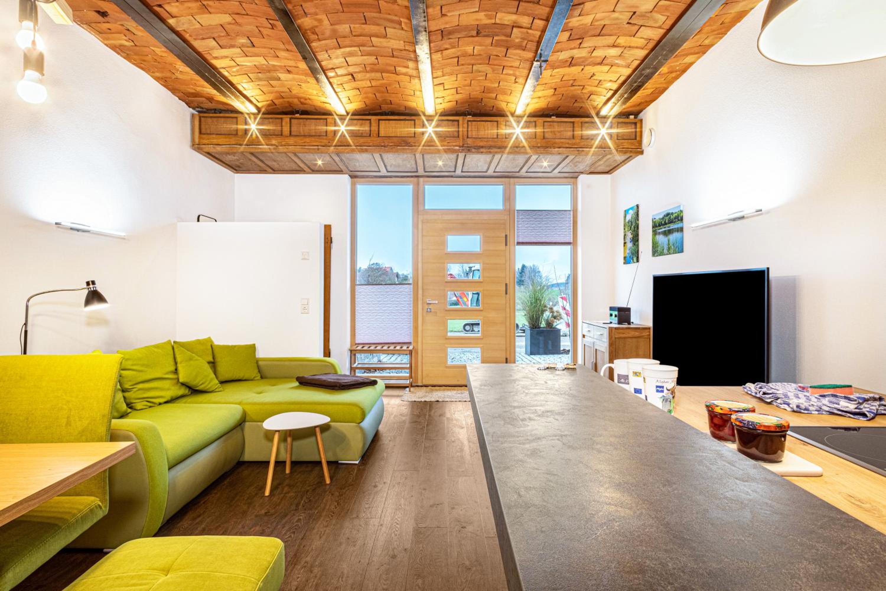 Two-Bedroom Deluxe Apartment with Garden View