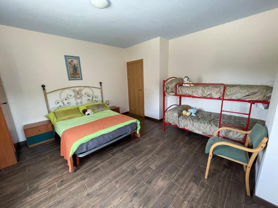 Casa de cinco habitaciones