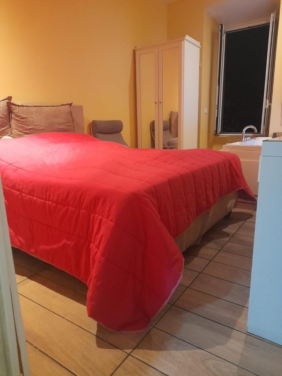 One-Bedroom Family Apartment