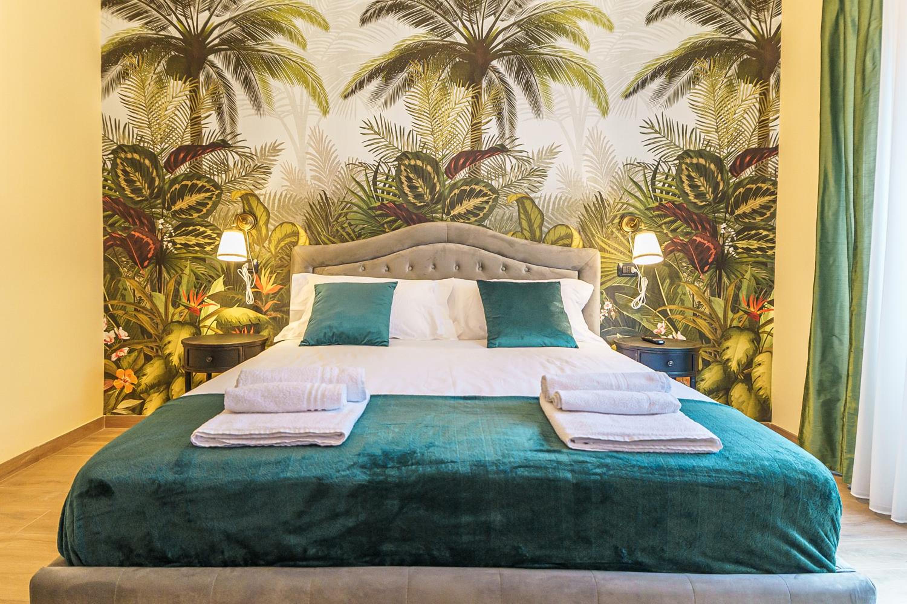 Deluxe Double Room with Extra Bed