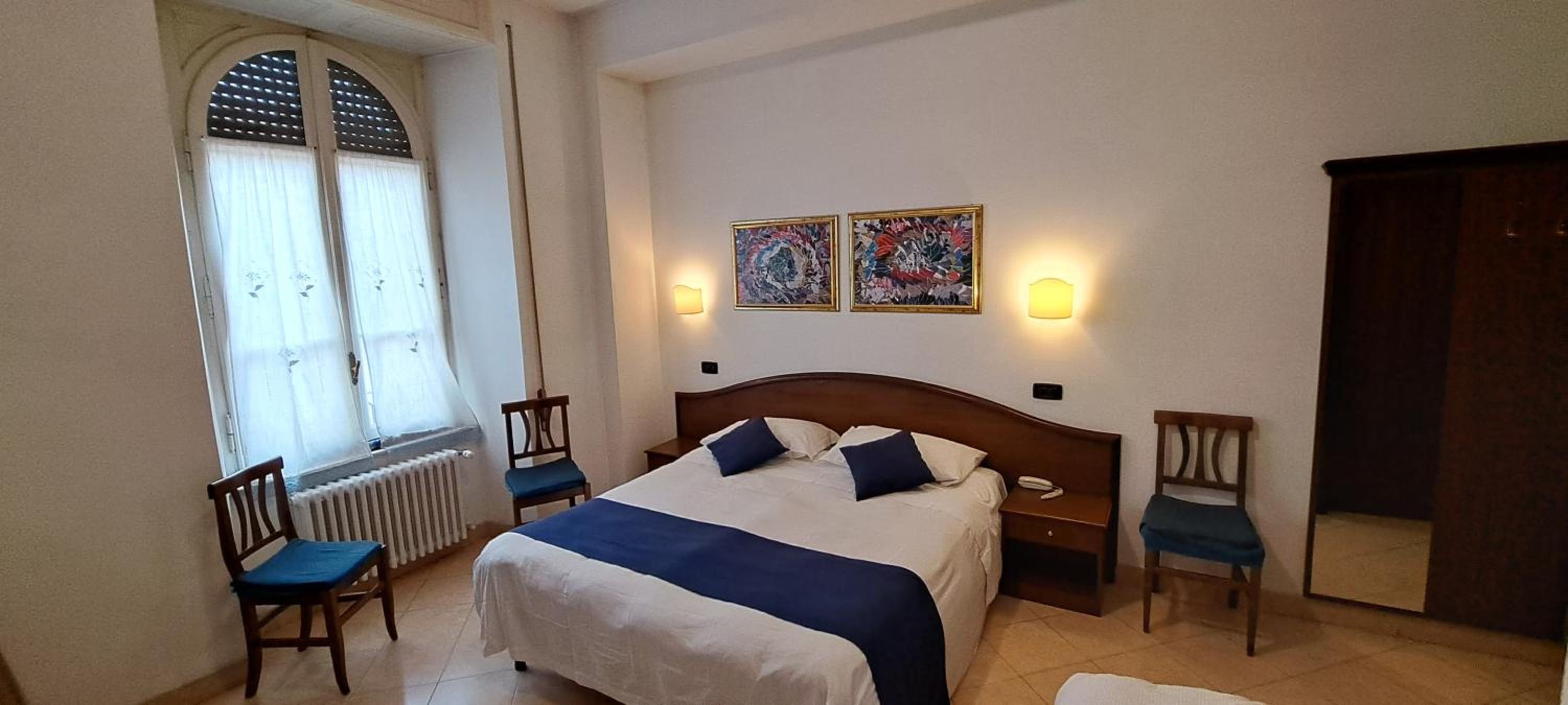 Double Room - Photo 1