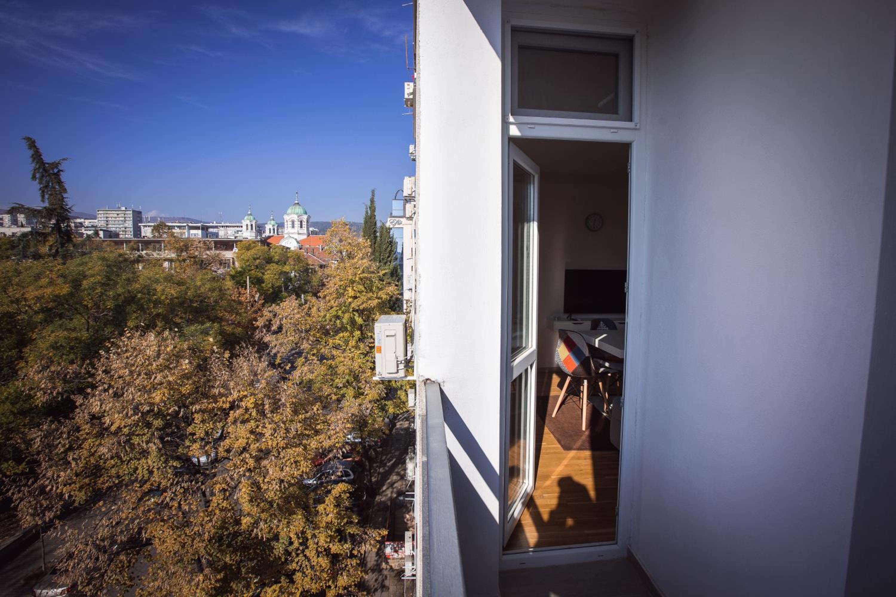 Two-Bedroom Apartment - Photo 2