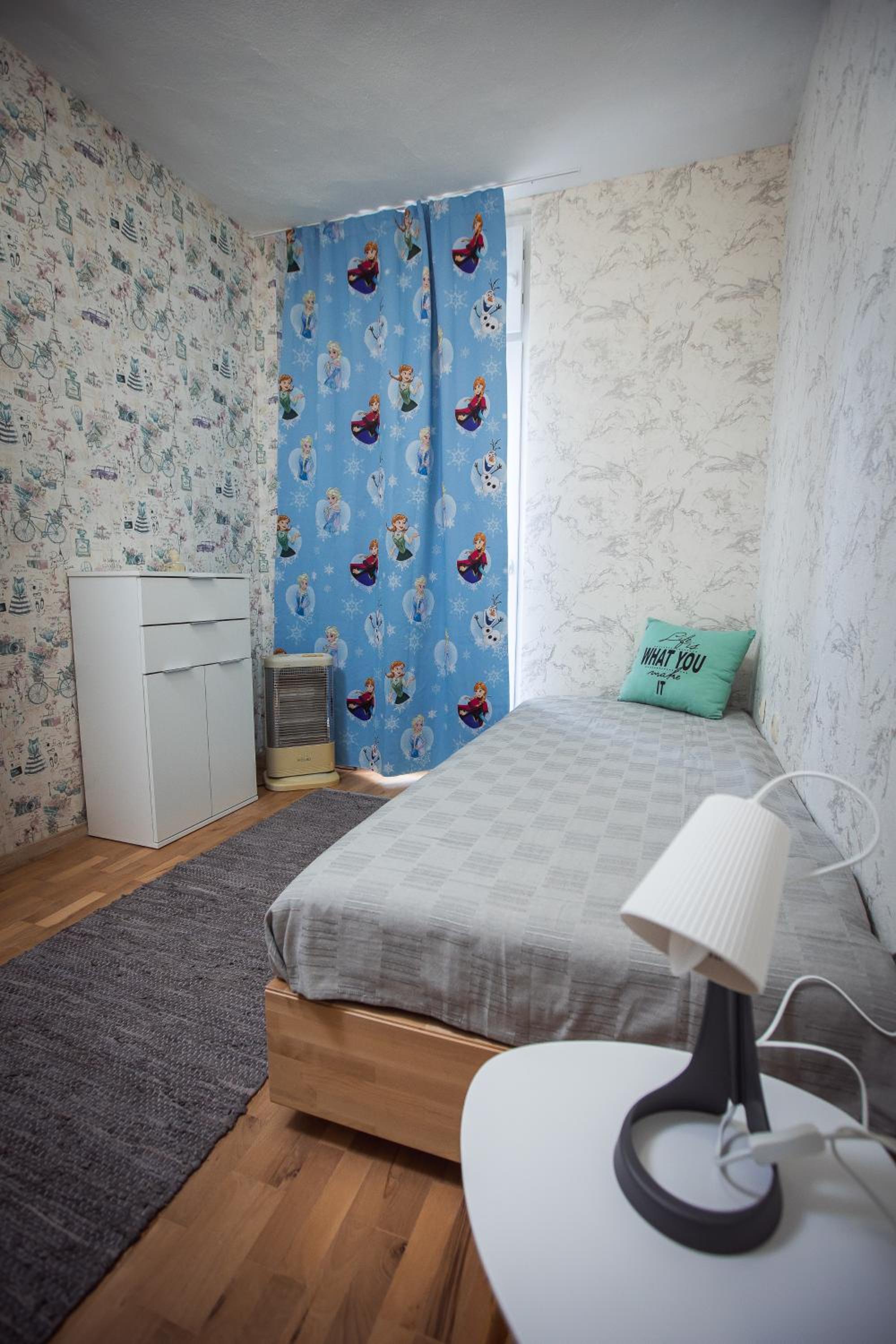 Two-Bedroom Apartment - Photo 5